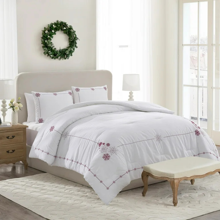 My Texas House Gwyneth 3-Piece Bright White Snowflake Holiday Comforter Set, King | Walmart (US)