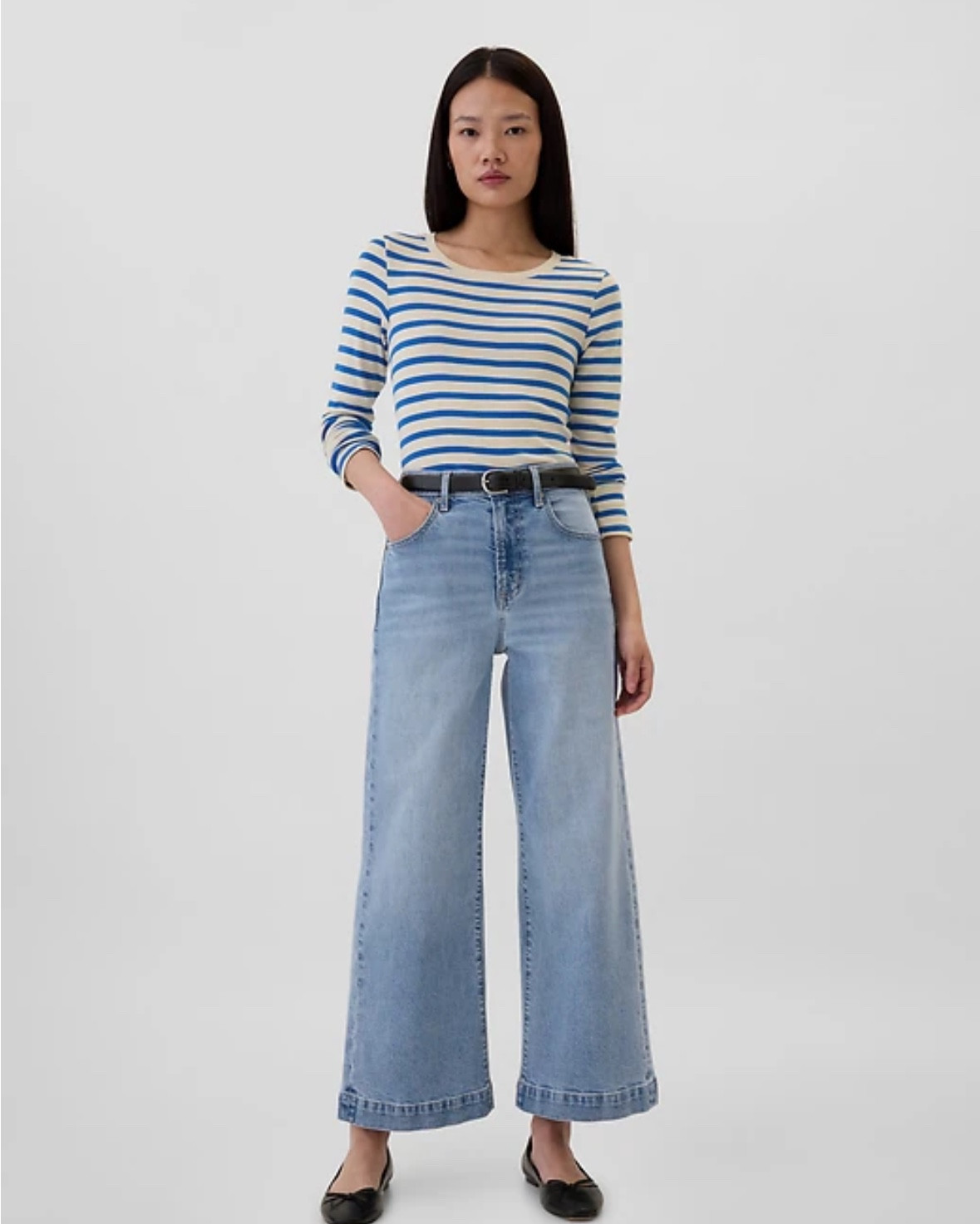 GAP Factory is having a HUGE Labor Day sale 50-70% off site wide + an additional 15% off a good bit of the site as well!! 