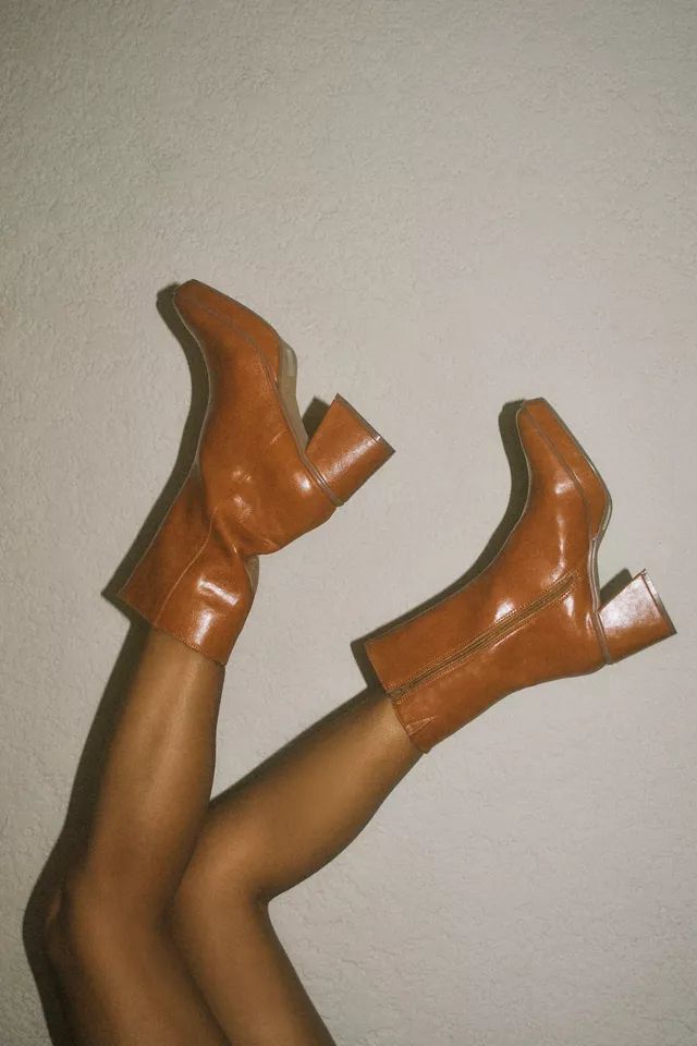 UO Bella Boot | Urban Outfitters (US and RoW)