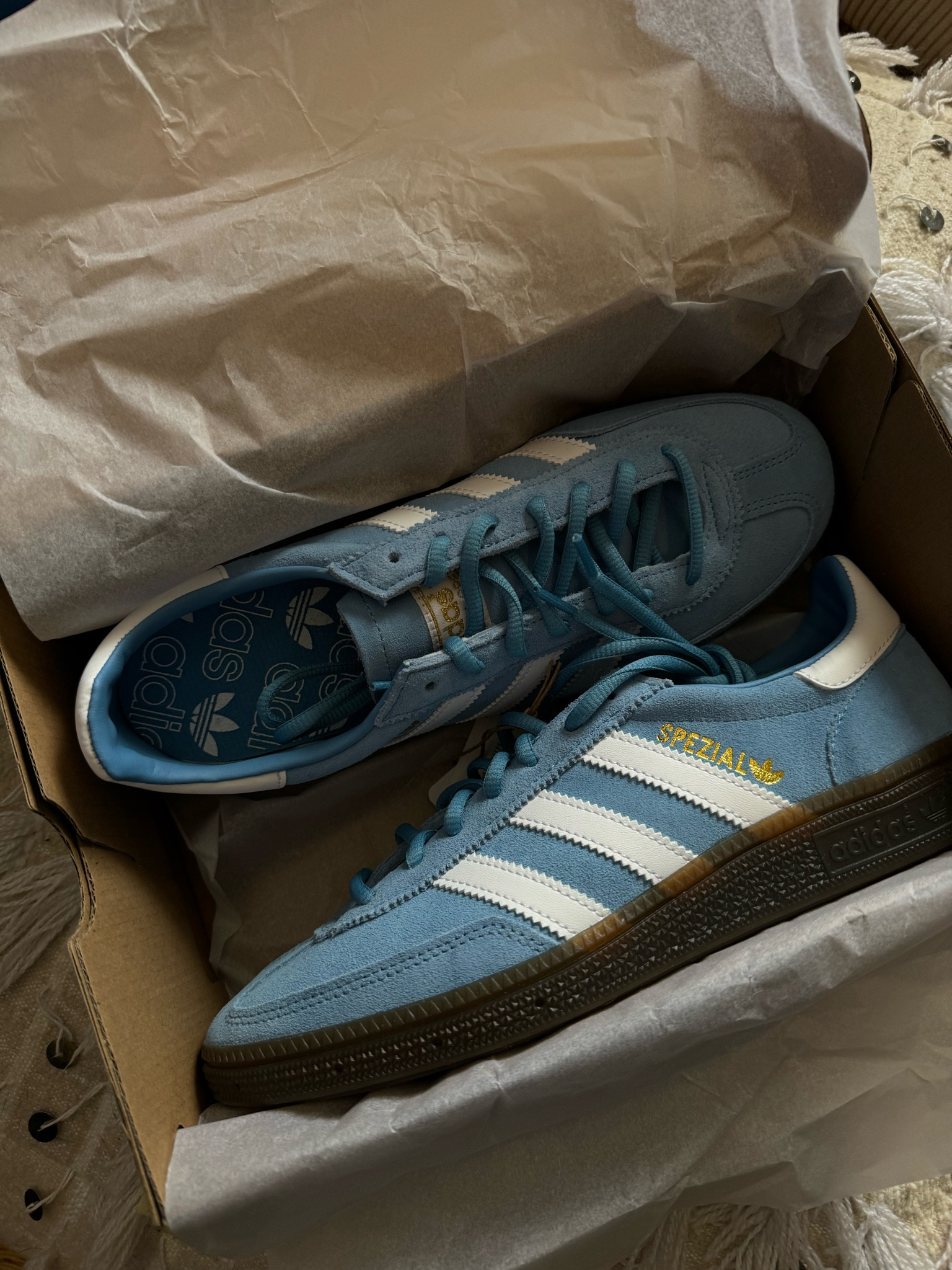 Adidas spezials, Baby blue trainers, light blue adidas gazelle, samba outfit, casual trainer, spring trainers, laidback look 

#LTKstyletip #LTKeurope