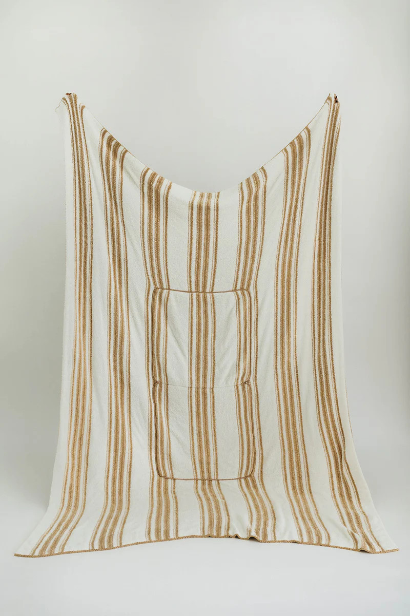 Couch Throw Quillow (66*88) | Staykation