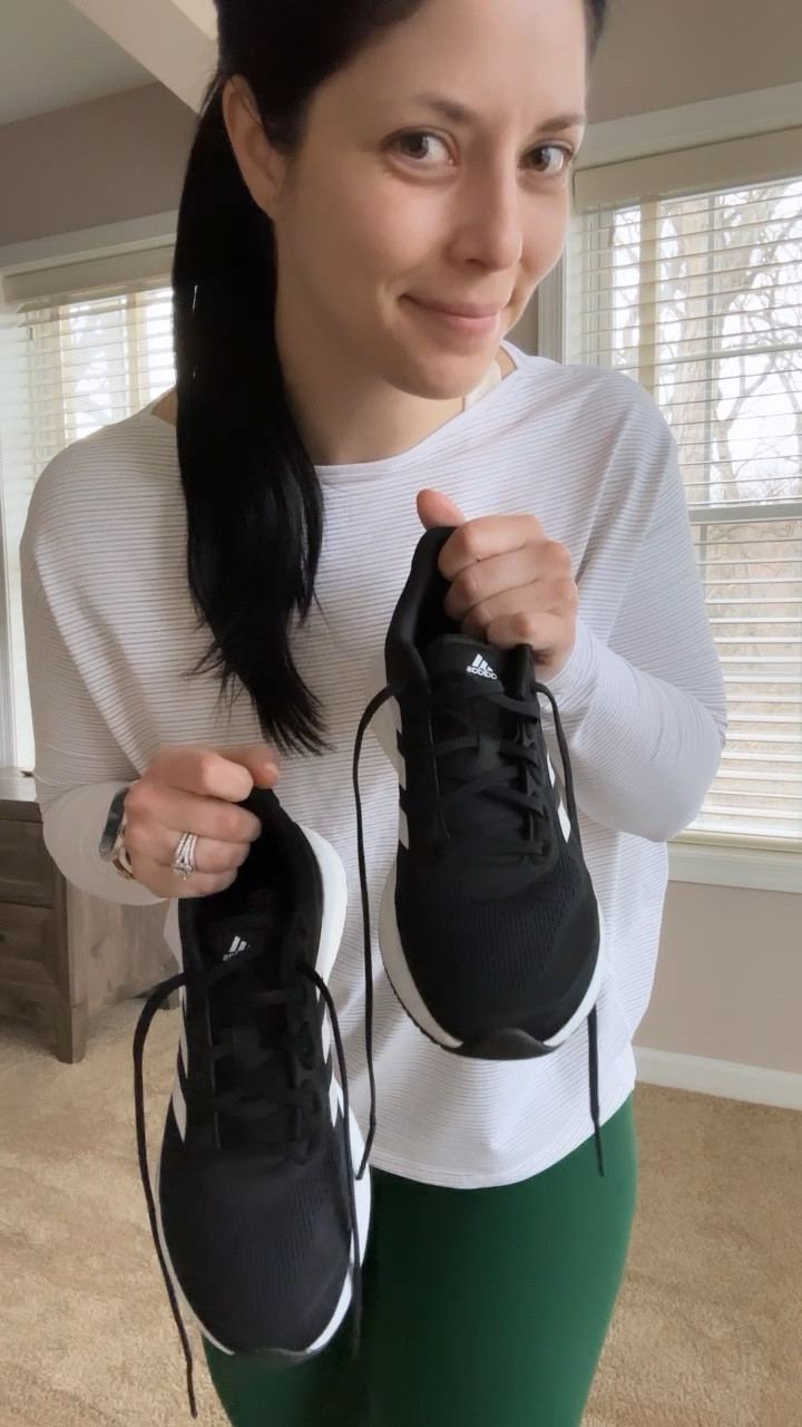 Today’s sweat-sesh 💦 #ootd. Leggings are my favorite LuLu dupes. Wearing an xsmall. 🤍 Size down in the leggings! 
•
Click the link in my profile to shop! Happy hump day! 🫶🏼
•
#workout #leggings #lululemon #adidas #sneakers #athleisure #amazon #gymfit #activewear #fitness

#LTKunder50 #LTKfit #LTKunder100