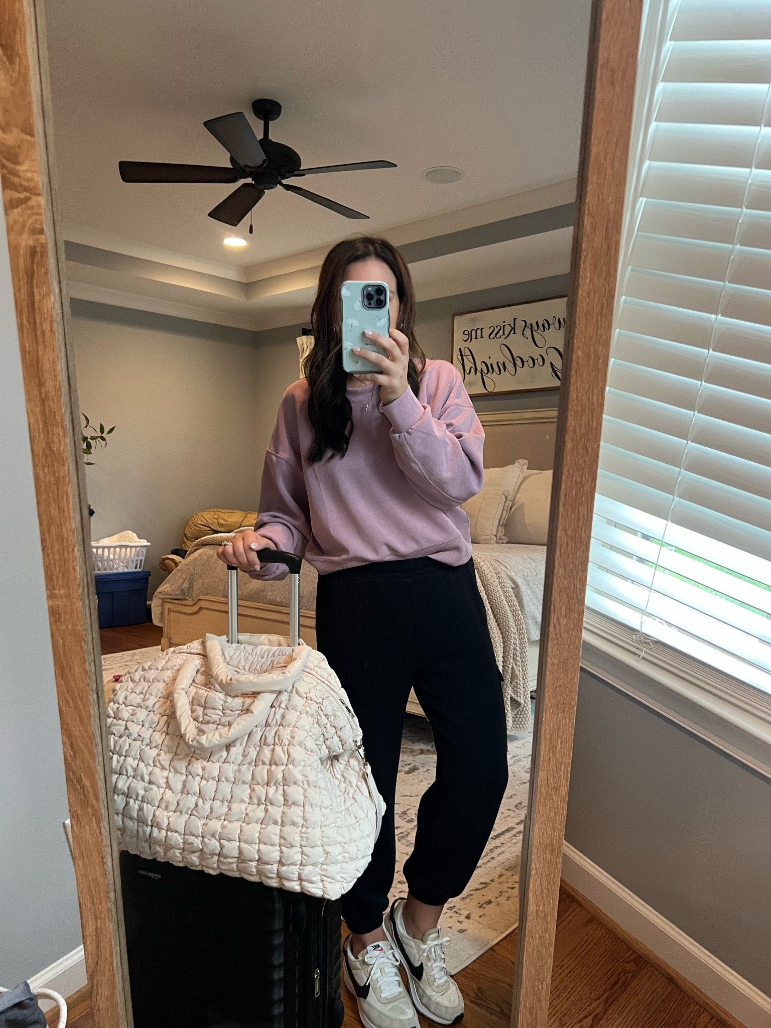 Top: size 6
Bottoms: small (bath the softest fabric ever!!!!!) 
Shoes: fit tts and go with everything! 

Linked the rest of my travel must haves! 

#LTKHoliday #LTKTravel #LTKStyleTip