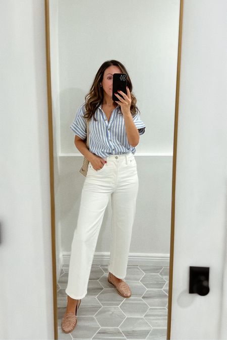 Entire outfit on sale!
Linen shirt in xs - roomy fit. I also have it in black - it’s that good. 
Jeans tts. Linked almost exact J Crew ones now on sale. 
Shoes run small. 



#LTKStyleTip #LTKSaleAlert #LTKFindsUnder100