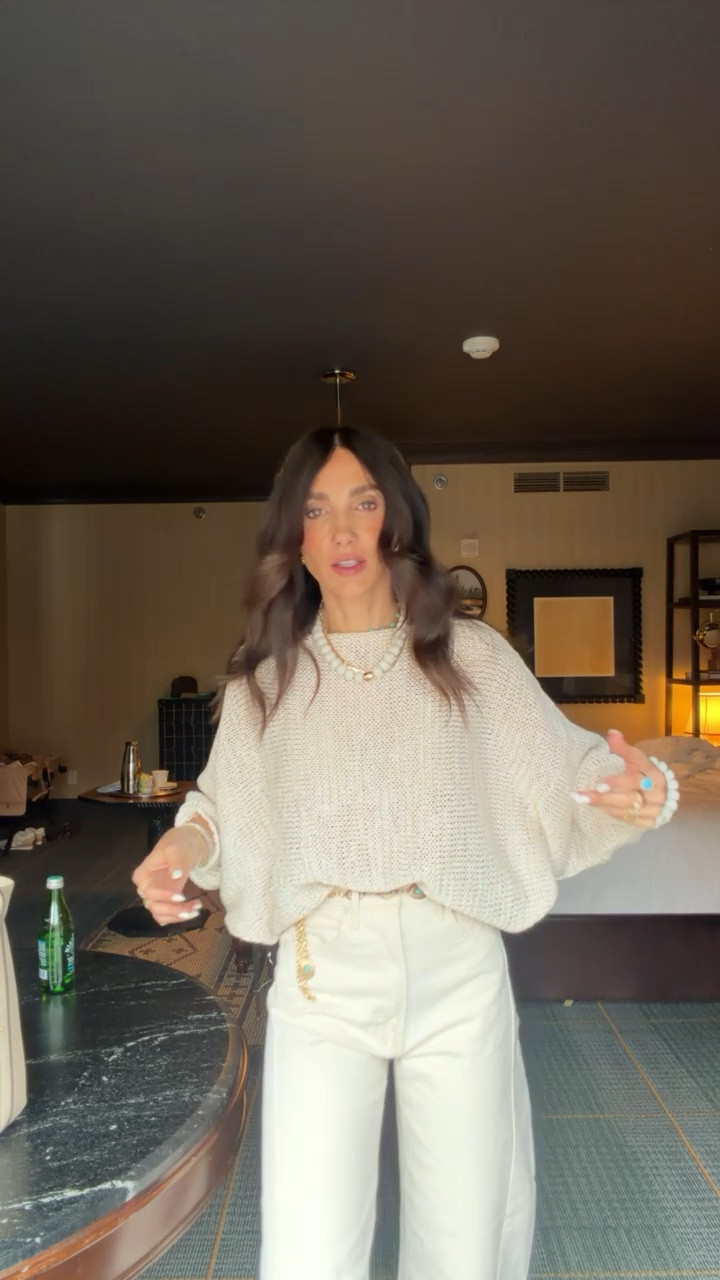 Busines casual outfit, ootd, mother jeans, white jeans, monochromatic look, annabrstyle

#LTKOver40 #LTKootd