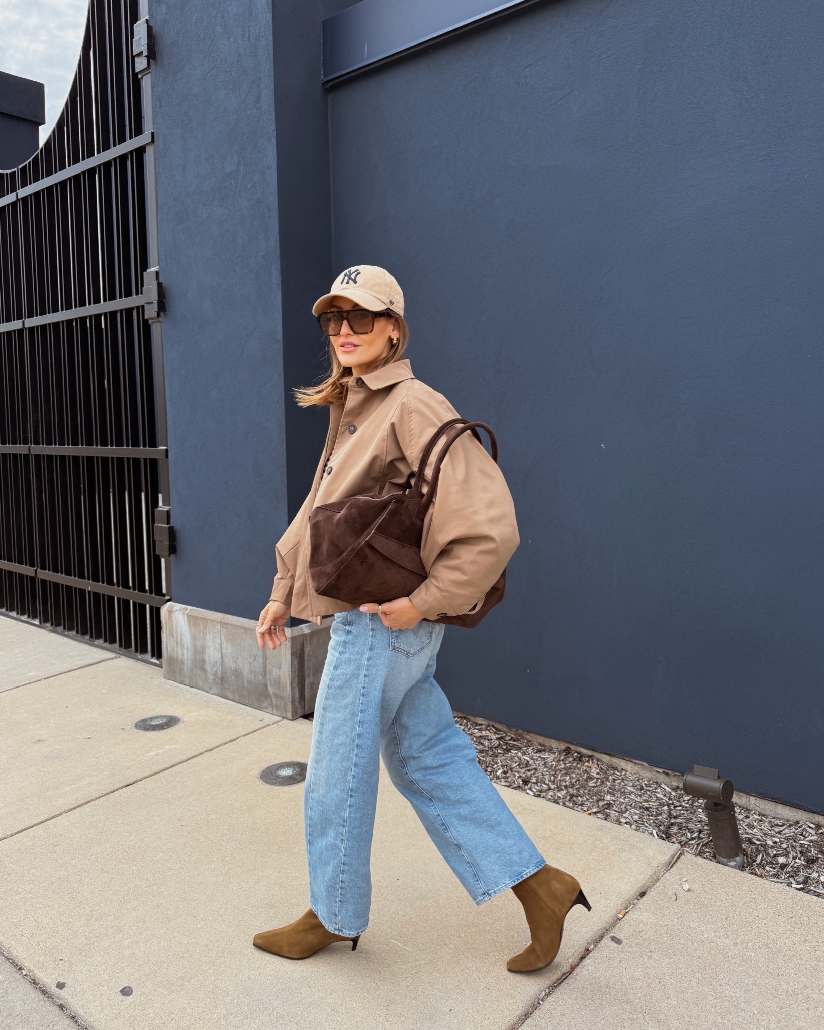 Lots of Zara finds in this barrel jeans and crops sweater combo outfit 
Street style 
Spring transition outfit 
Margaux bag suede tote 

#LTKShoeCrush #LTKStyleTip #LTKItBag