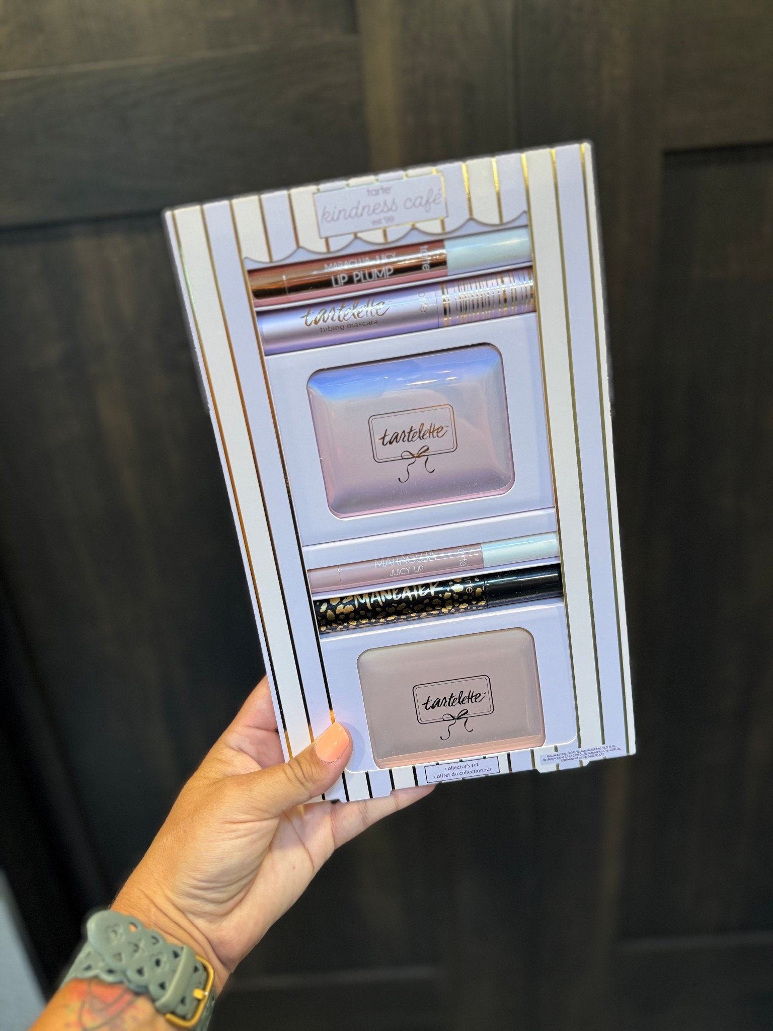 The tarte Kindness Café Collector’s Set just launched at QVC and it’s such a good bundle. You get two complete kits for $59.98 (a $160 value).
Each kit includes:
	•	A full-size eyeshadow palette with warm browns, creamy neutrals, and latte shades
	•	A maracuja juicy lip
	•	A full-size tartelette tubing mascara
I like that the tartelette mascara gives you clean, lengthened lashes with no smudging. If you’re used to Maneater, that one has more volume and drama — both are staples in my routine.
I’m starting my holiday shopping early this year. With baby coming next month, I know the weeks leading into Christmas are going to fly by. Bundles like this make it easy to get ahead — one to keep, one to gift. Only at QVC.
#ad #LoveQVC @QVC @tartecosmetics


#LTKBeauty #LTKBump #LTKFindsUnder100