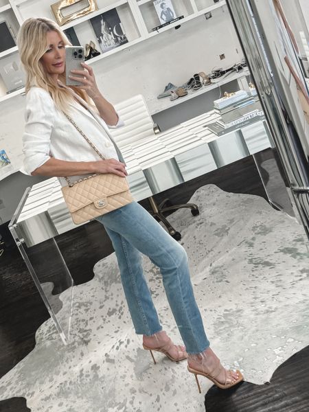 Style Tip: Adding a third layer is a sure fire way to elevated your look and this white linen blazer is the perfect spring & summer option! I’m wearing XS.

#LTKstyletip

#LTKOver40 #LTKStyleTip #LTKShoeCrush