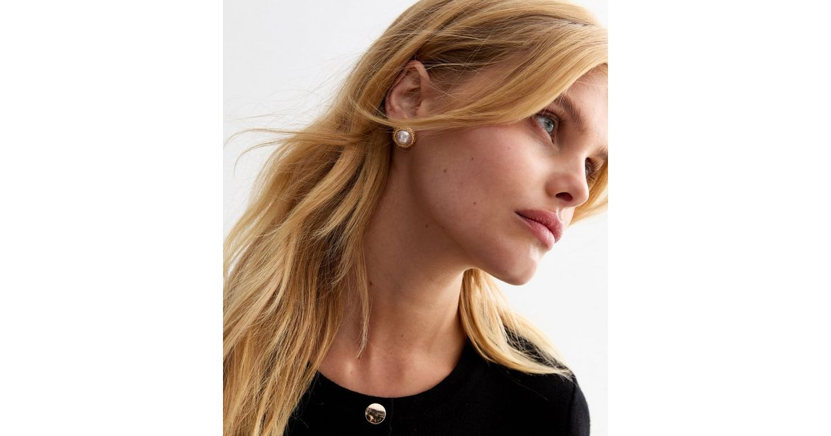 Gold Tone Faux Pearl Textured Stud Earrings | New Look | New Look (UK)