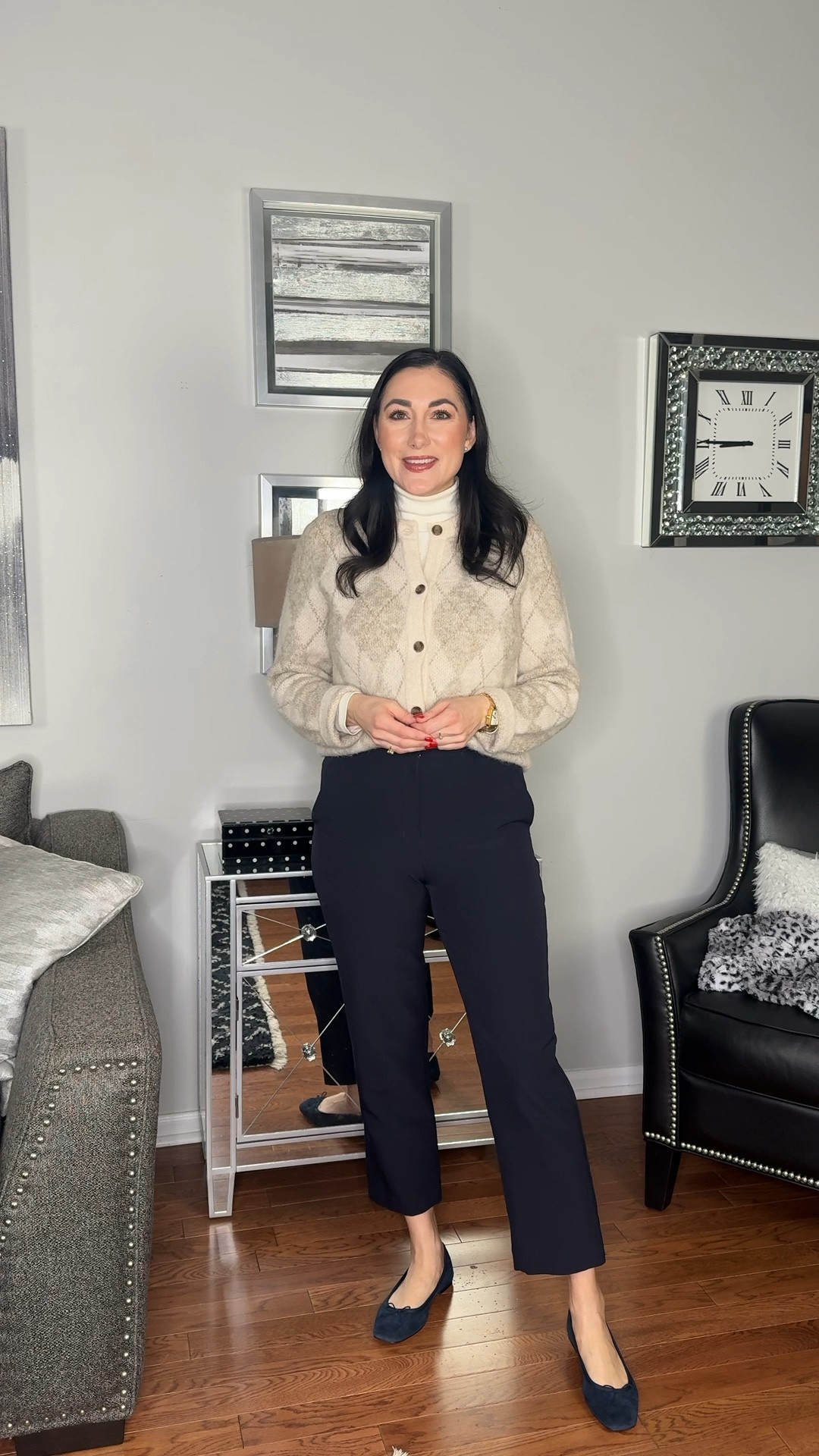 Business casual work outfit 💙

Argyle cardigan sweater size small, fits oversized 
Cream turtleneck 
Navy pants size 4, TTS
Navy flats size 7, TTS (pretty comfortable on first wear)

Fall work wear 
Office outfit 


#LTKSeasonal #LTKSaleAlert #LTKWorkwear