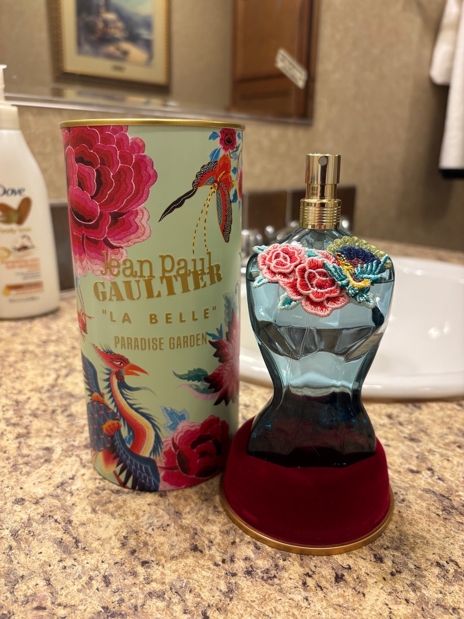 My favorite perfume at the moment 🩷 



#LTKBeauty #LTKselfcare