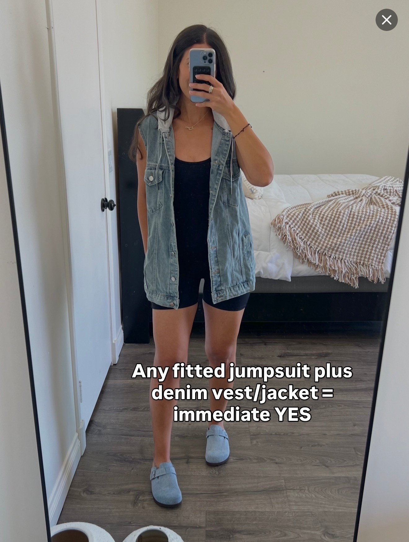 Reminds me off fall! Love the jumpsuit - fitted, size medium

#LTKootd #LTKMidsize #LTKSeasonal