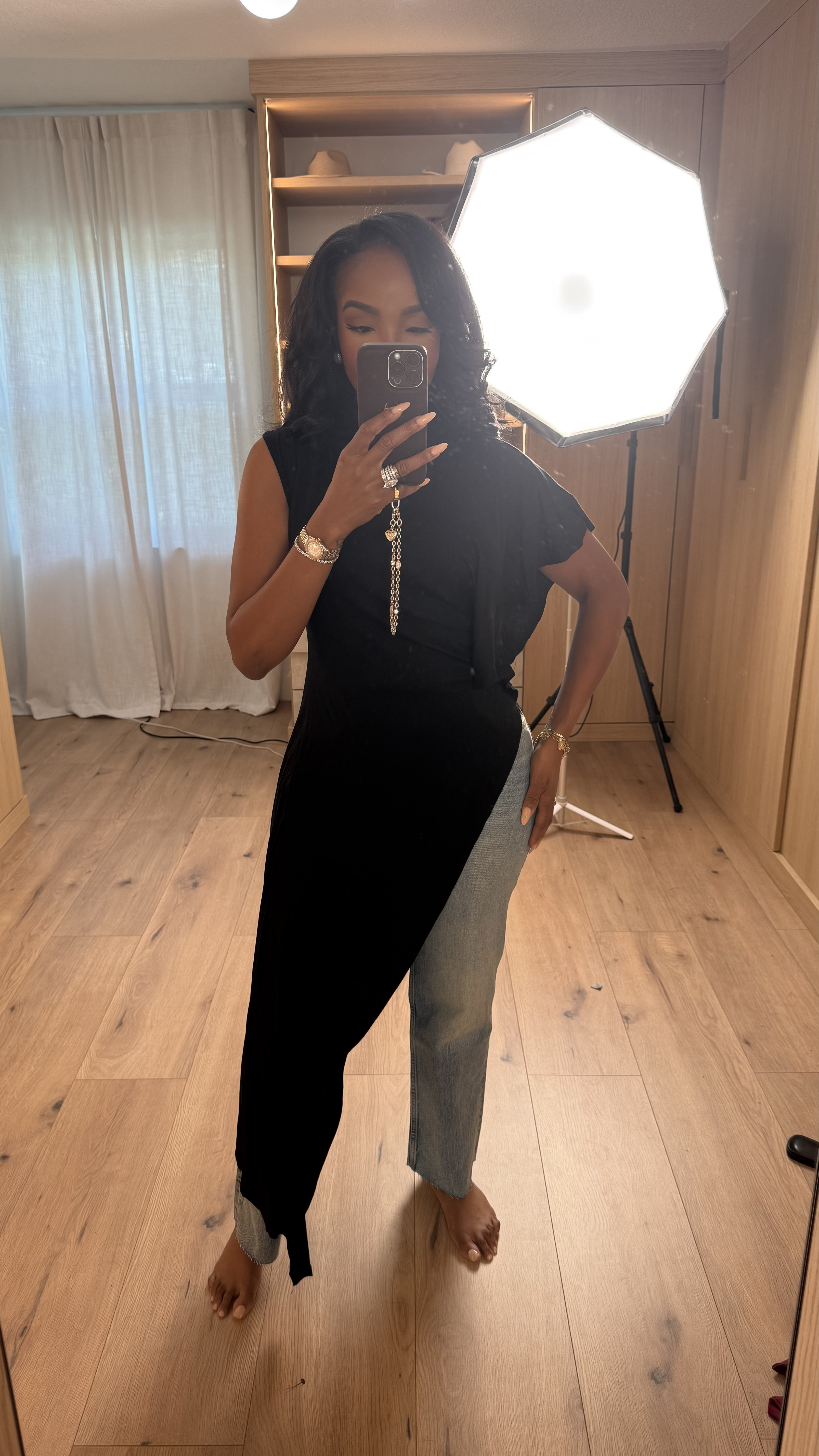 Scroll to shop!
An asymmetrical statement dress perfect for a chic birthday dinner.