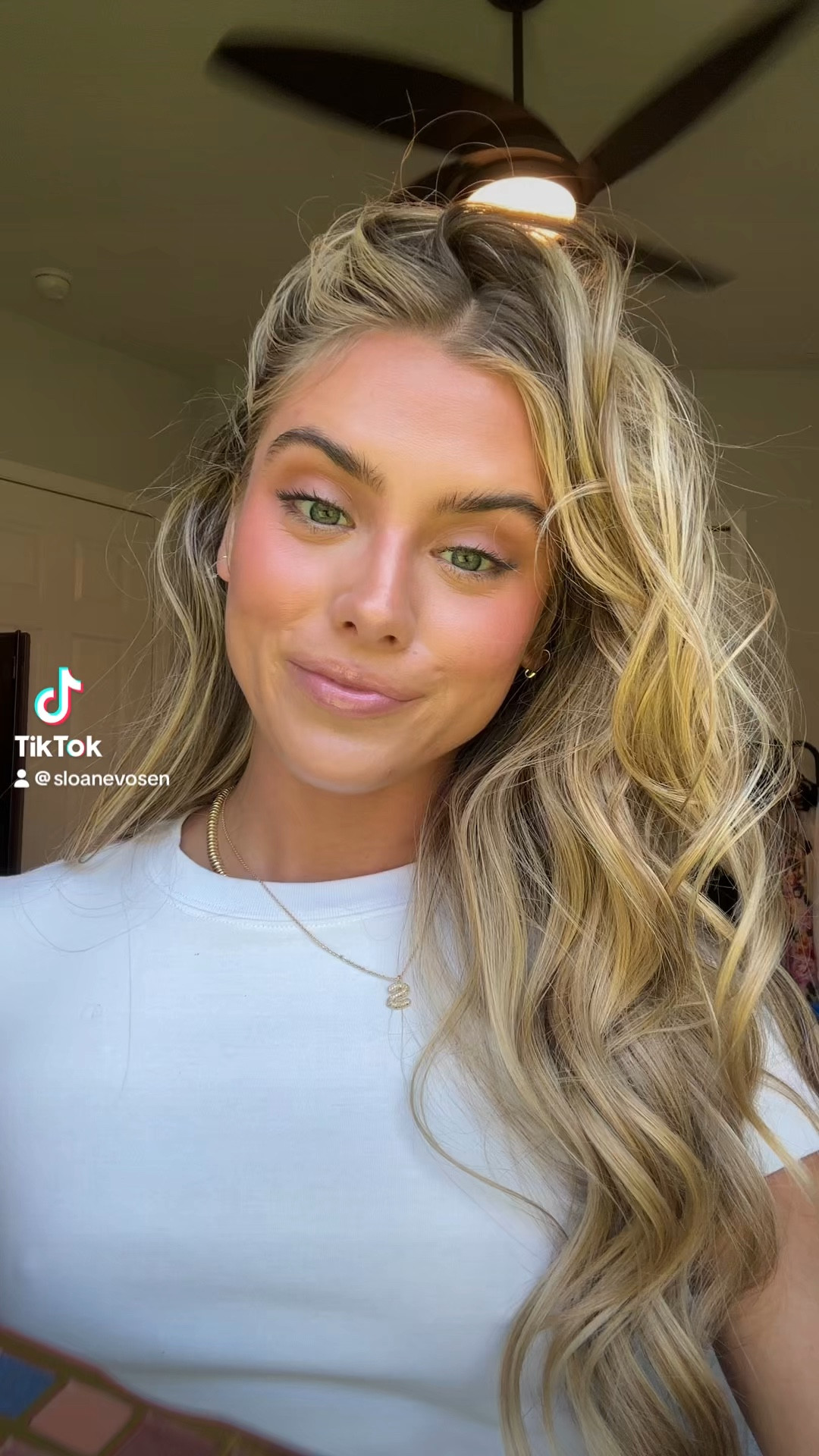 i feel like all the girlies who used to watch youtube religiously will remember this @Too Faced better than chocolate eyeshadow palette!!! 🍫 it is so good, as a non eyeshadow person this is actually really approachable for beginners and you will get such longterm use out of it!! 🤪

#toofaced #shoptoofaced #toofacedbff #toofacedcosmetics #toofacedmakeup #makeuptutorial #grwm #beauty #makeuptok #productreview #beautyhacks #makeuphacks #makeuptips #betterthanchocolate #eyeshadowtutorial #eyeshadowlook #eyeshadowpalette #eyeshadows #eyeshadowtips #easyeyeshadow #eyeshadowforbeginners eyeshadow, eyeshadow palette, too faced makeup, too faced cosmetics, better than chocolate too faced eyeshadow palette, easy eyeshadow, makeup. #dealsforyoudays #dealsforyou 

#LTKFindsUnder50 #LTKBeauty #LTKVideo