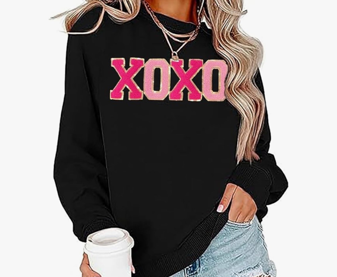 XOXO Valentine 🩷🖤💘#LTKHoliday 

#LTKOver40 #LTKSeasonal #LTKootd
