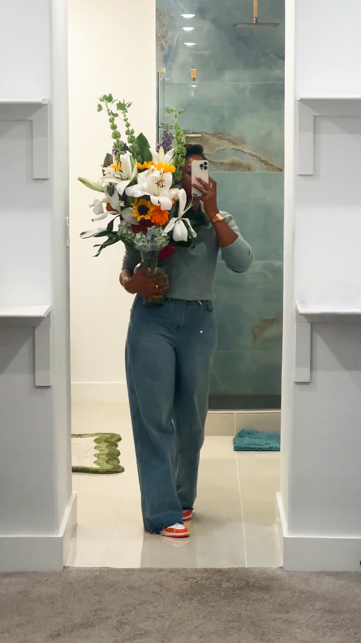 flowers are always a great Thanksgiving gift if you don’t want to show up empty handed. the most perfect bouquet exists 😍

#LTKHoliday #LTKGiftGuide #LTKSeasonal