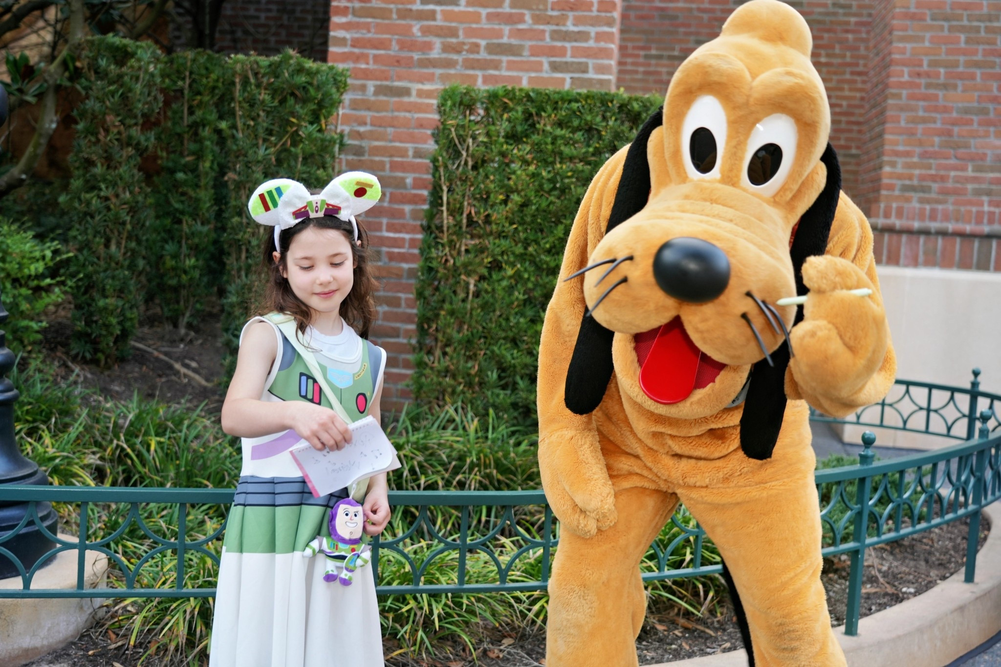 Don’t forget to bring an autograph book to Disney to capture all those character signatures! 

#LTKmomlife #LTKdayinmylife #LTKActive