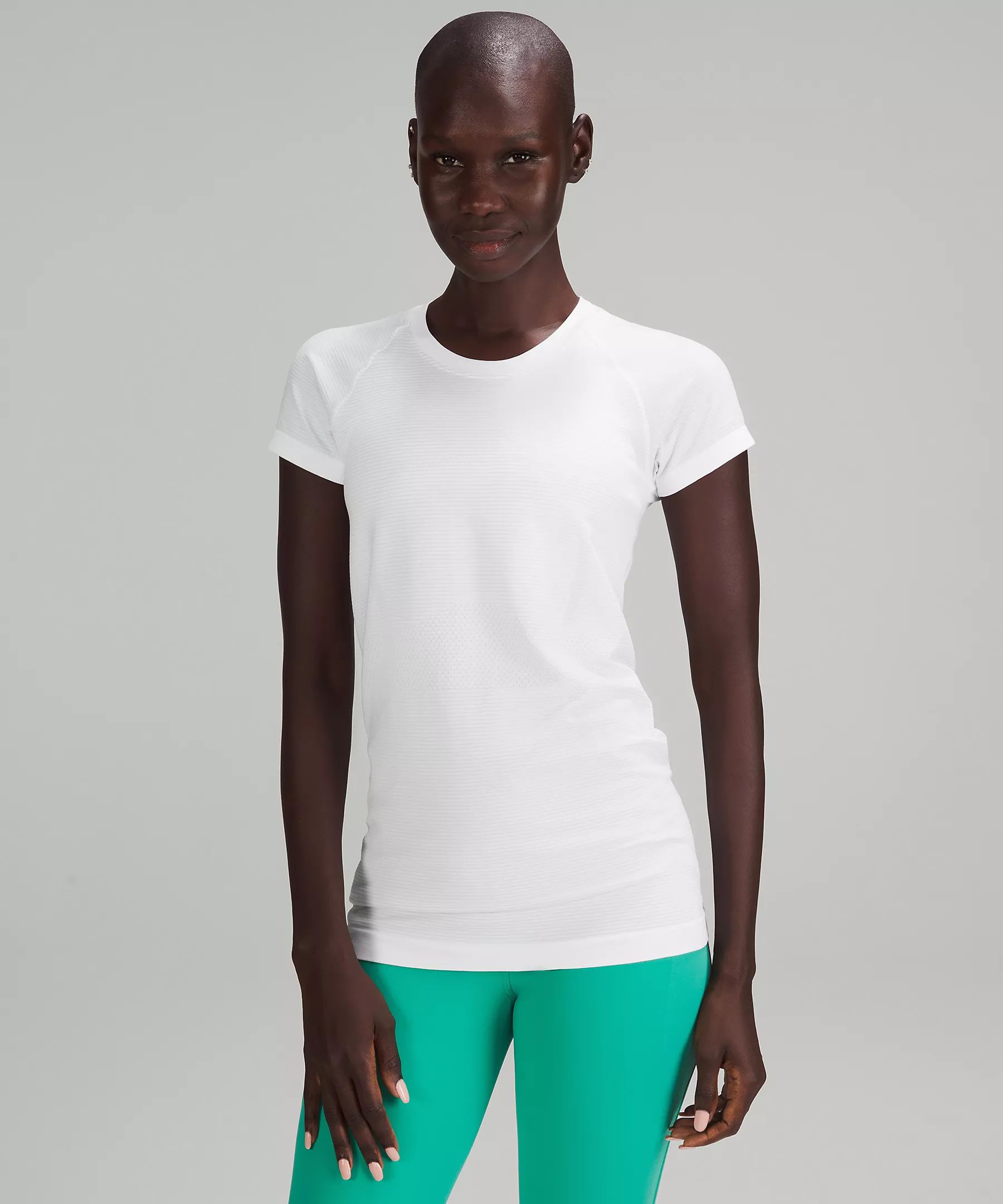 Swiftly Tech Short-Sleeve Shirt 2.0 | Women's Short Sleeve Shirts & Tee's | lululemon | Lululemon (US)