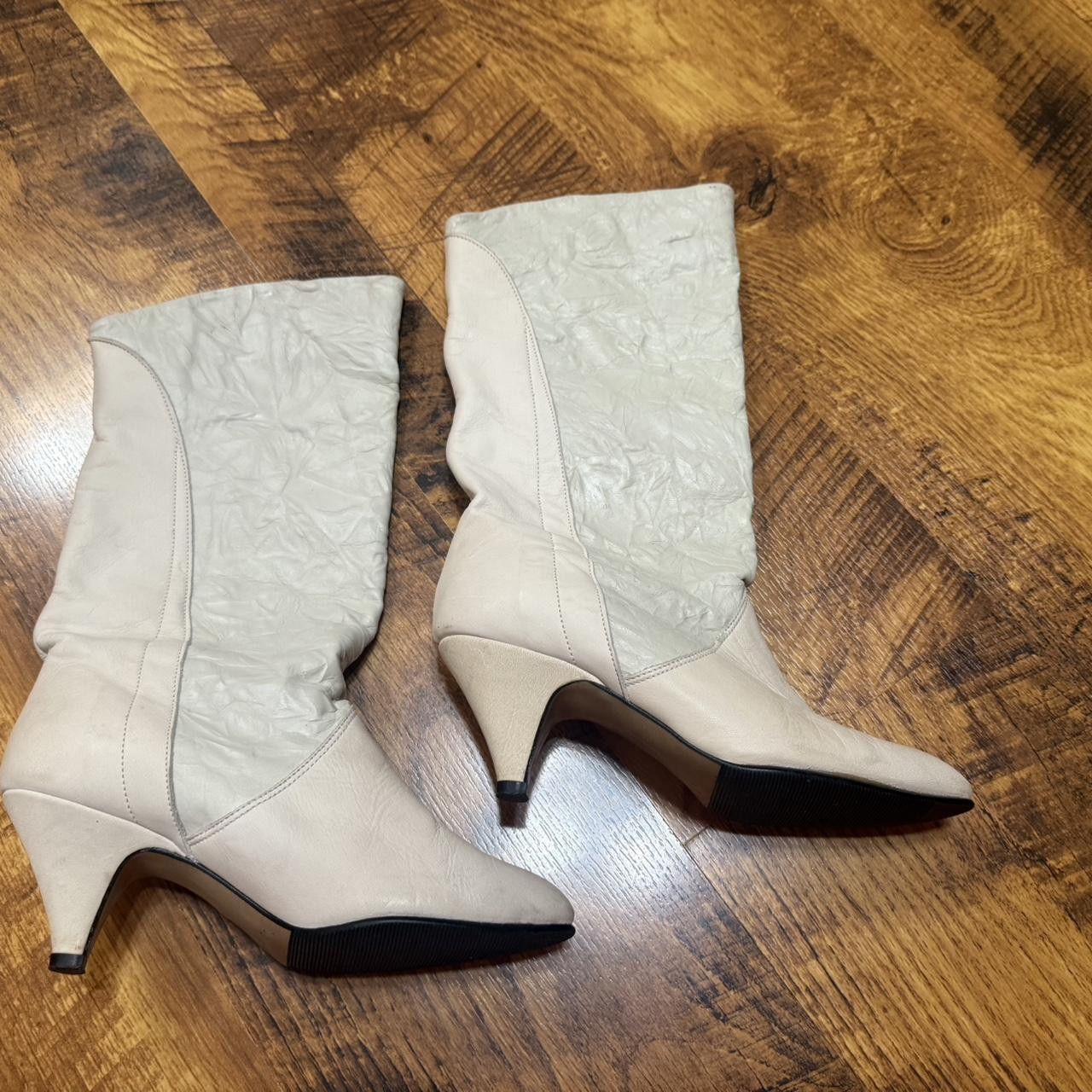 American Vintage Women's Mid calf Boots - Cream - US 7 | Depop US