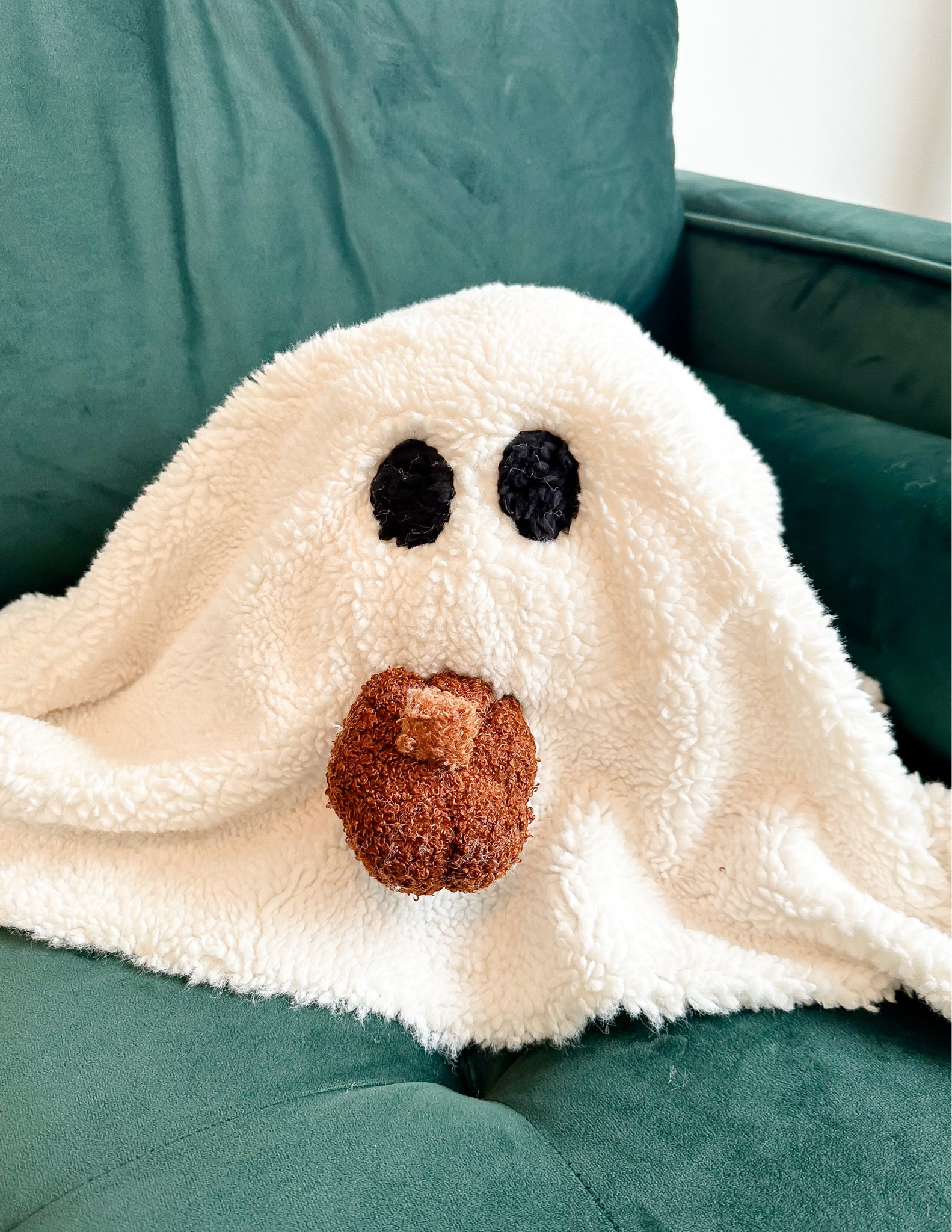 Save or splurge? This pottery barn Gus the ghost look alike is just $12 today vs. $80 for the original! We LOVE him! 

Halloween decor, Walmart finds, look for less

#LTKSeasonal #LTKFindsUnder50 #LTKHome