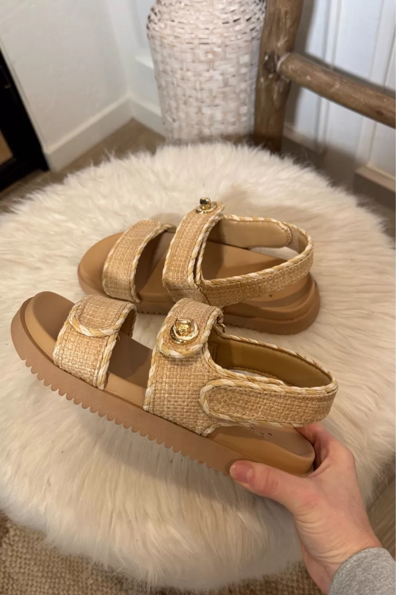 Love these Target sandals!! Perfect for summer and they run tts

Summer shoes
Sandals
Target

#LTKFindsUnder50 #LTKShoeCrush #LTKFindsUnder100