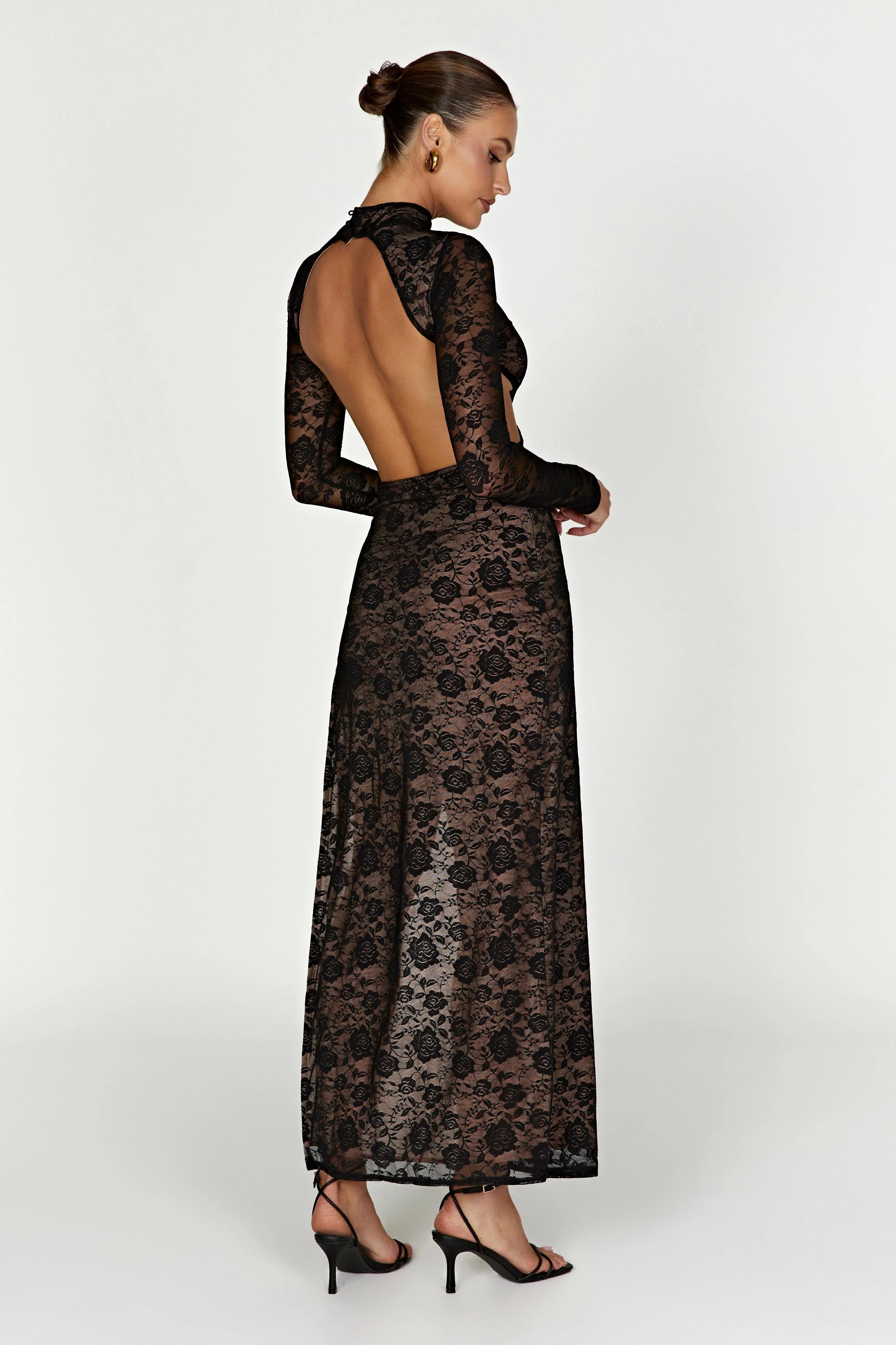Callista Lace Maxi Dress - Black | MESHKI US