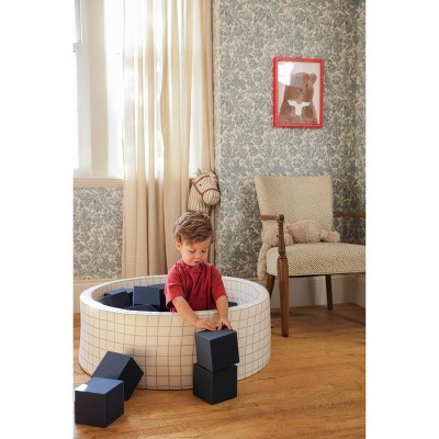 SMOL 31.5' Round Foam Pit with Square Foam - 30pc | Target