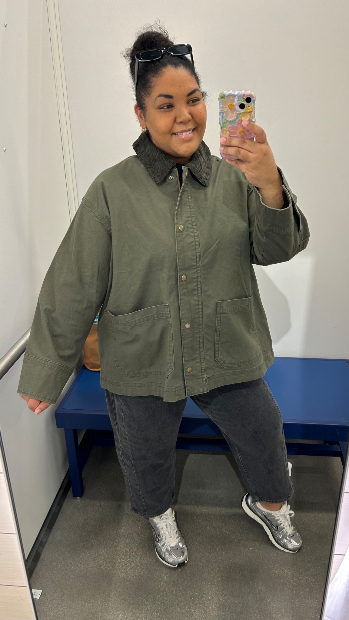 Christmas in the Cotswolds… but make it affordable 🎄✨

🚨 the black one is already SOLD OUT

This barn jacket from Old Navy is giving luxury English countryside, cozy fireside walks, and timeless holiday layering — and it’s ONLY $60 😳
Truly looks and feels so much more expensive than the price tag.

And right now, Old Navy is in their Holiday Rush Deals — almost everything is on sale, with up to 60% off online 🙌
If you love classic, elevated staples that work for real life (school drop-off, errands, holiday gatherings, winter walks), this one is a must.

✔️ Timeless barn jacket silhouette
✔️ Neutral, luxe tones
✔️ Easy to style with denim, knits & boots
✔️ Budget-friendly but not basic

This is one of those pieces you’ll reach for year after year.

👉 Linked here on LTK — sizes are going fast with the sale.

#OldNavyFinds #BarnJacket #HolidayStyle #WinterOutfits
#AffordableLuxury #EnglishCountrysideStyle #CotswoldsVibes
#LTKHoliday #LTKSale #LTKUnder100 #PinterestFashion
#ClassicStyle #CapsuleWardrobe #WinterLayers #MomStyle

#LTKFindsUnder100 #LTKGiftGuide #LTKSeasonal