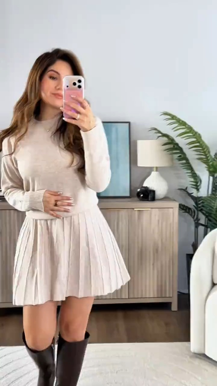 This 2-piece sweater set is the definition of cozy-chic 🤍 

 #LTKgrwm #LTKootd #LTKSeasonal