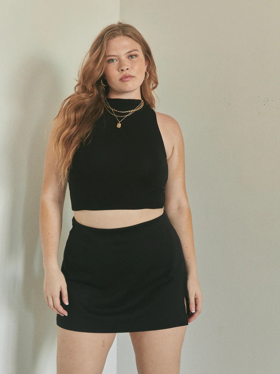 Mock Neck Brami (Crop) | Klassy