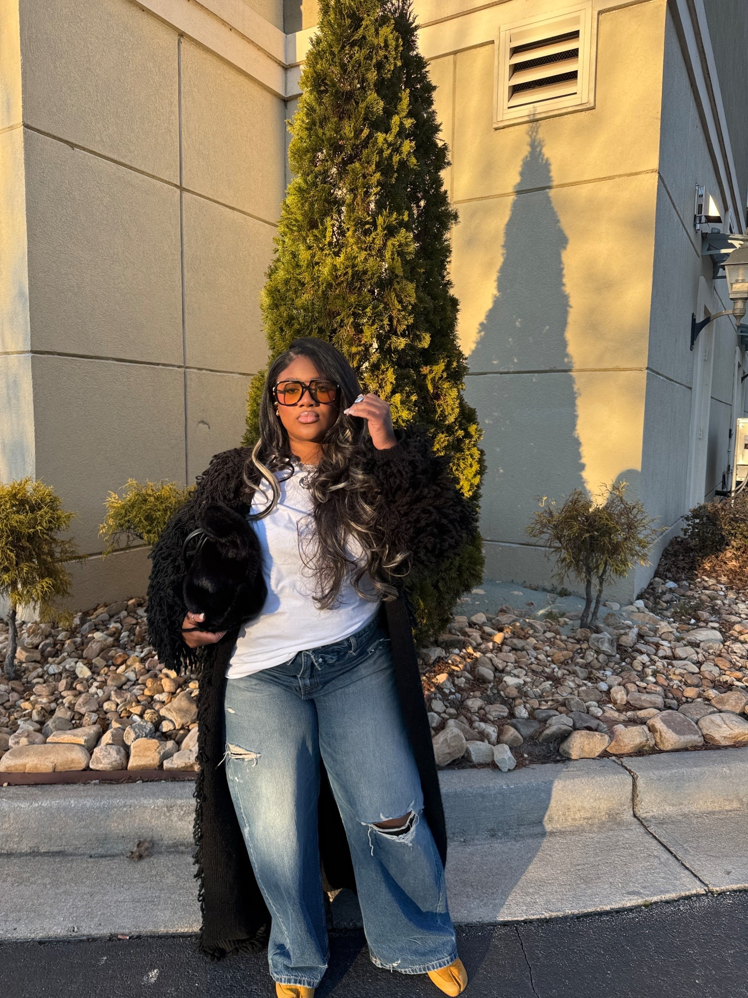 Running errands and bringing the drama. The coat is on my SHOPMY

#LTKValentine #LTKootd #LTKMidsize