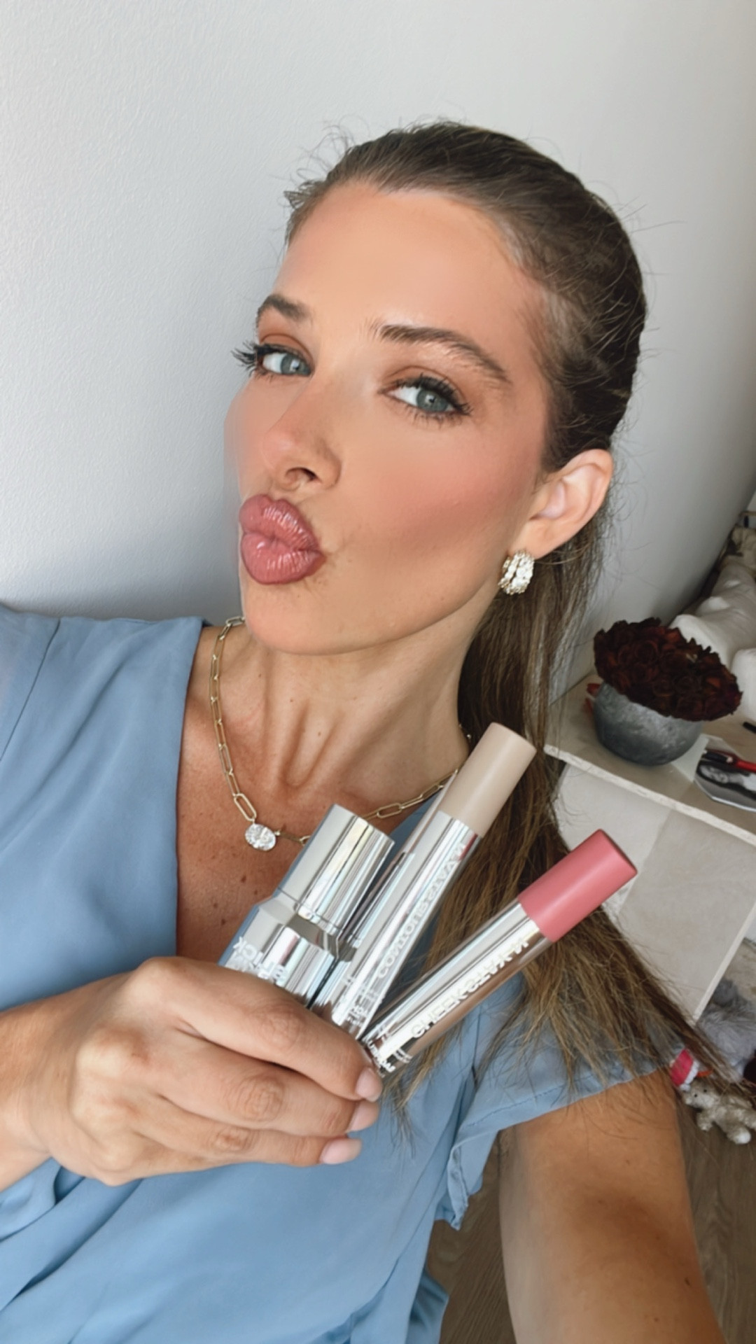 8 hours on camera. 1 dinner out. 0 touch-ups needed. 🤯 

I used the full STAY-N lineup from Sacheu Beauty and my makeup looked freshly applied even after a marathon day under studio lights. From the dewy Liquid Glow STAY-N to the viral Peel-Off Lip Liner, every product stayed put and slayed ✨
🛍️ 

Shop the full Sacheu Beauty collection now, exclusively at Ulta Beauty 💄

#ad @ultabeauty #ultabeauty #ulta

#LTKBeauty