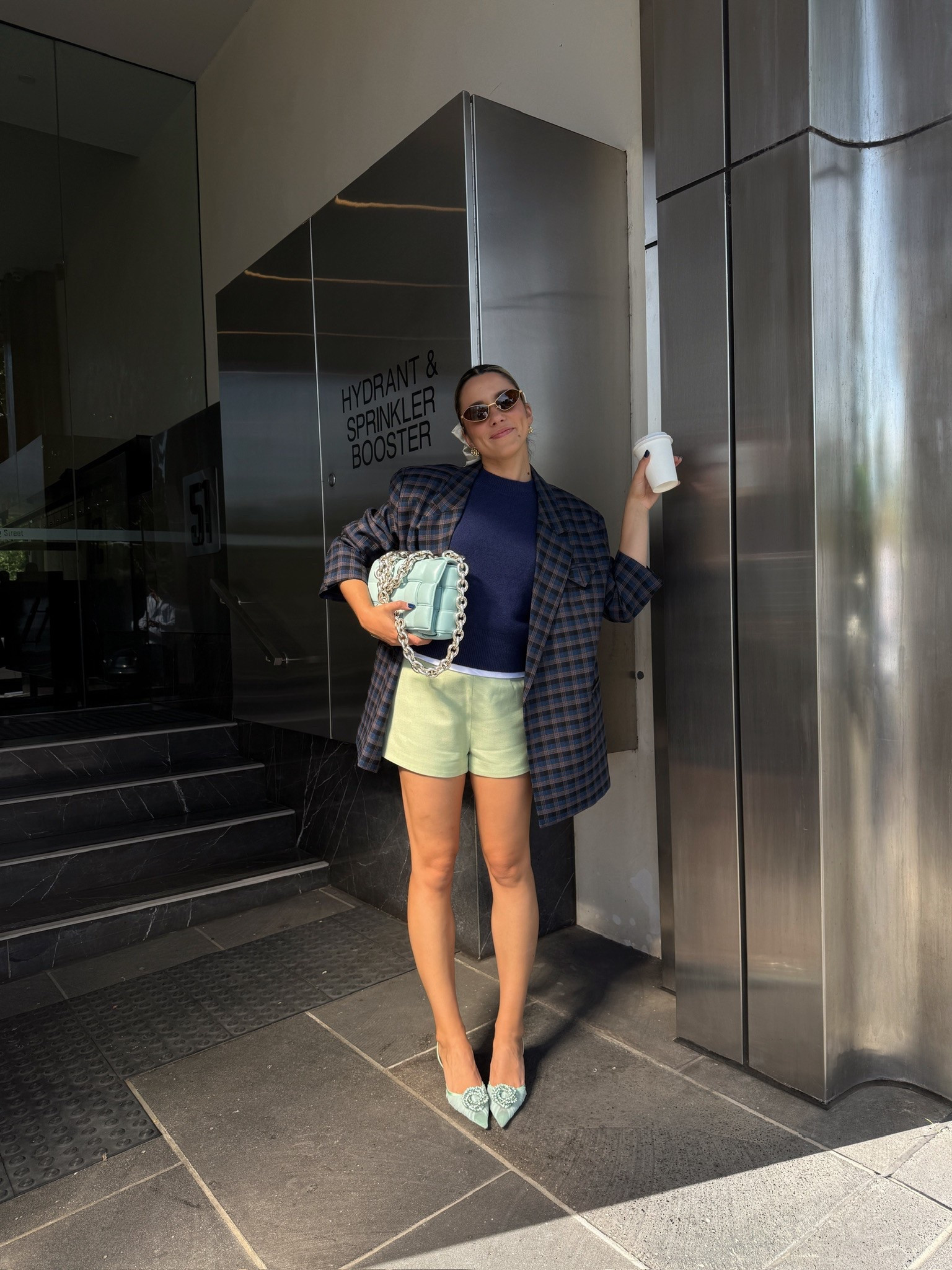 Coffee is always the perfect accessory! Styling a navy blazer today! 

#LTKautumn #LTKaustralia #LTKstyletip