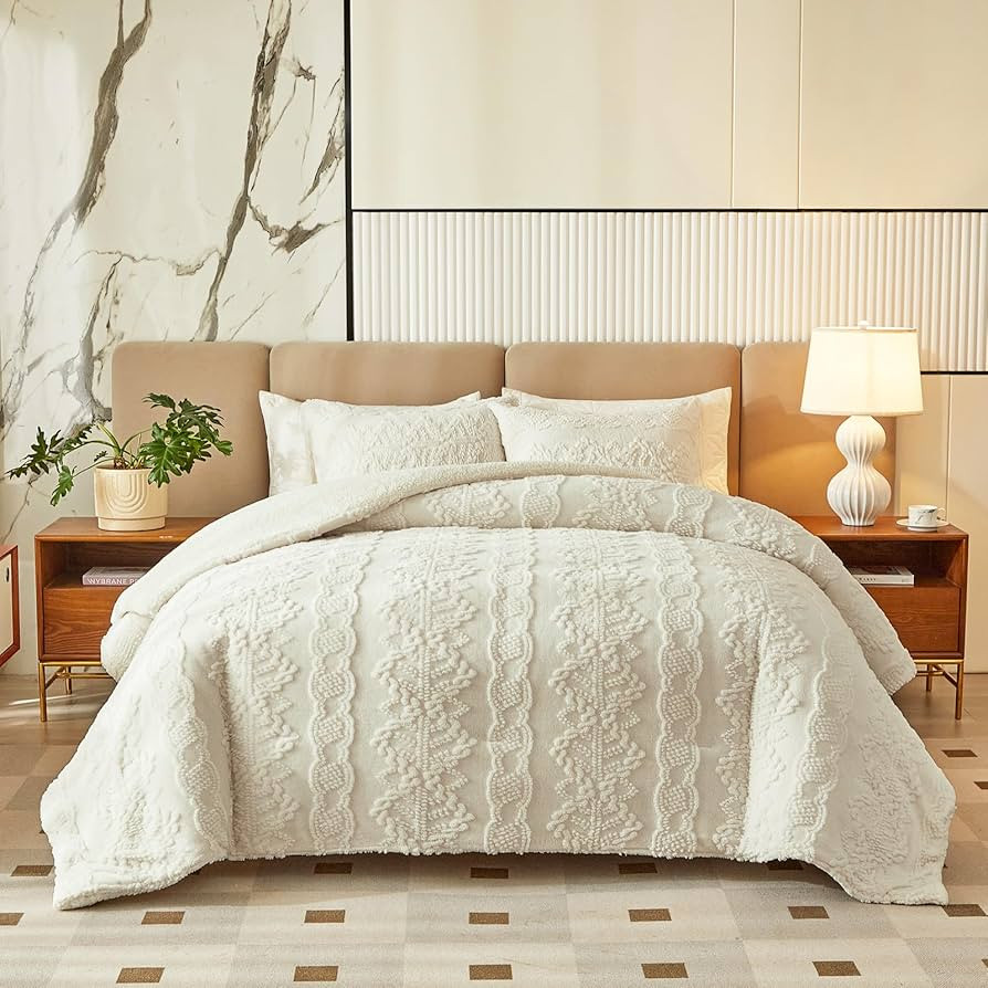 Luxury Flannel Fleece Sherpa Comforter Set Full/Queen Size, Jacquard Boho Stripes Down Alternativ... | Amazon (US)