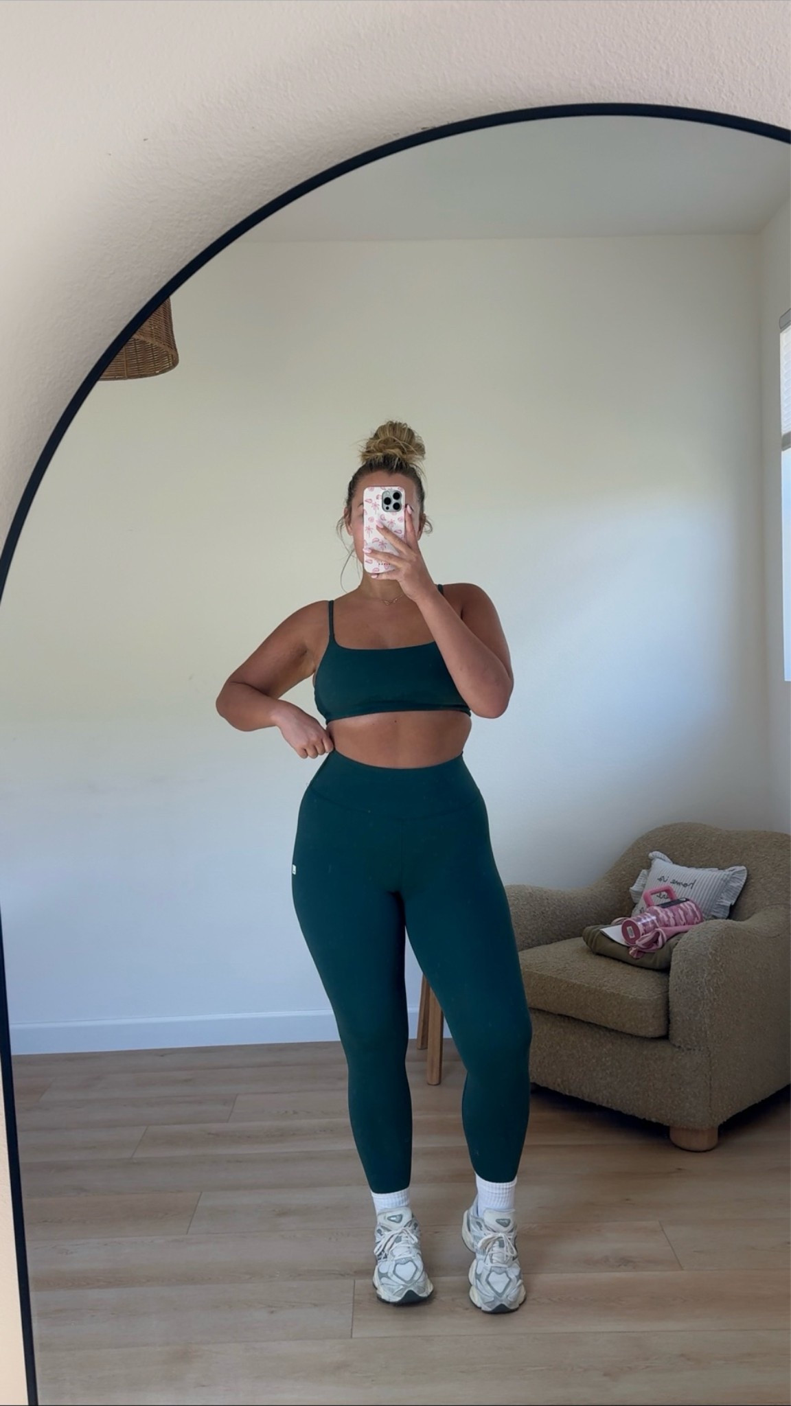 loving @Vuori US lately - their sets are soo comfy! wearing a large in both

#LTKfitnessgoals #LTKMidsize #LTKActive