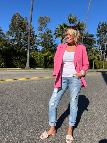 Chic in Pink🤍🌸🕶️
Beverly Hills, California 

Casual & chic #ootd

Catherine Kut from the Kloth distressed boy friend Jean fits tts
Comes in several washes and colors

White Madewell ribbed tank top tts

H&M pink over sized blazer  tts 

Pearl slide sandal by Steve Madden 

Gucci sunglasses 

Pearl bracelets (old) linked similar #LTKxMadewell

#LTKStyleTip #LTKFindsUnder100