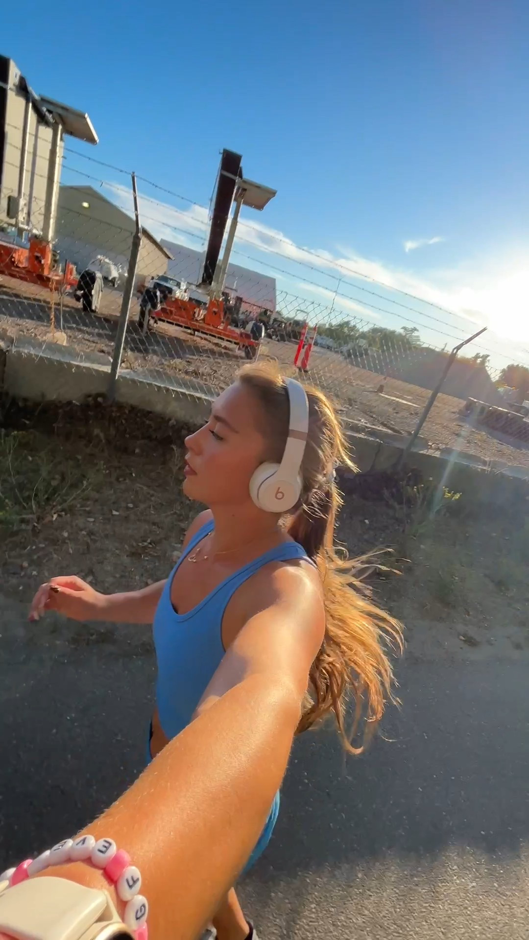 🏃🏼‍♀️💙🦋

#LTKStyleTip #LTKActive #LTKItBag