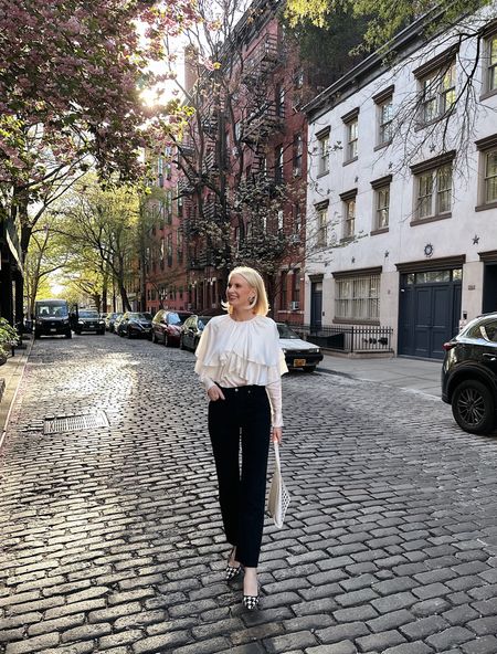 Wore this look to dinner last weekend! This blouse is old, but shop everything else on the LTK app 🖤

#LTKstyletip #LTKshoecrush