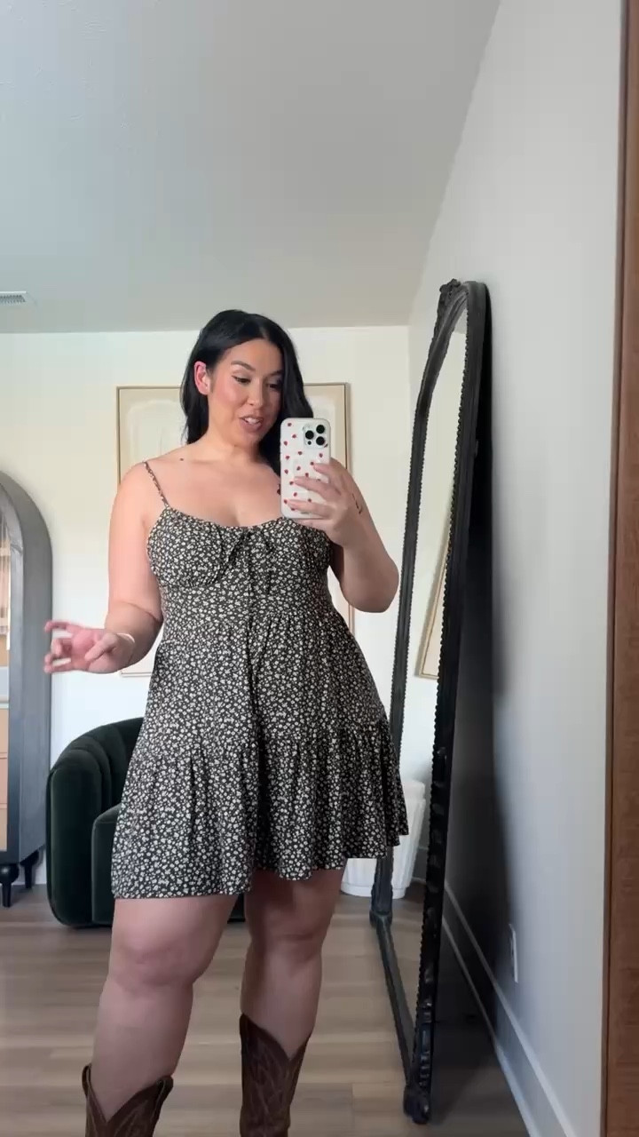 Midsize Walmart dress! Size XL
-
-
-
-
Walmart fashion, affordable fashion, spring dress, spring outfit, midsize style, midsize fashion