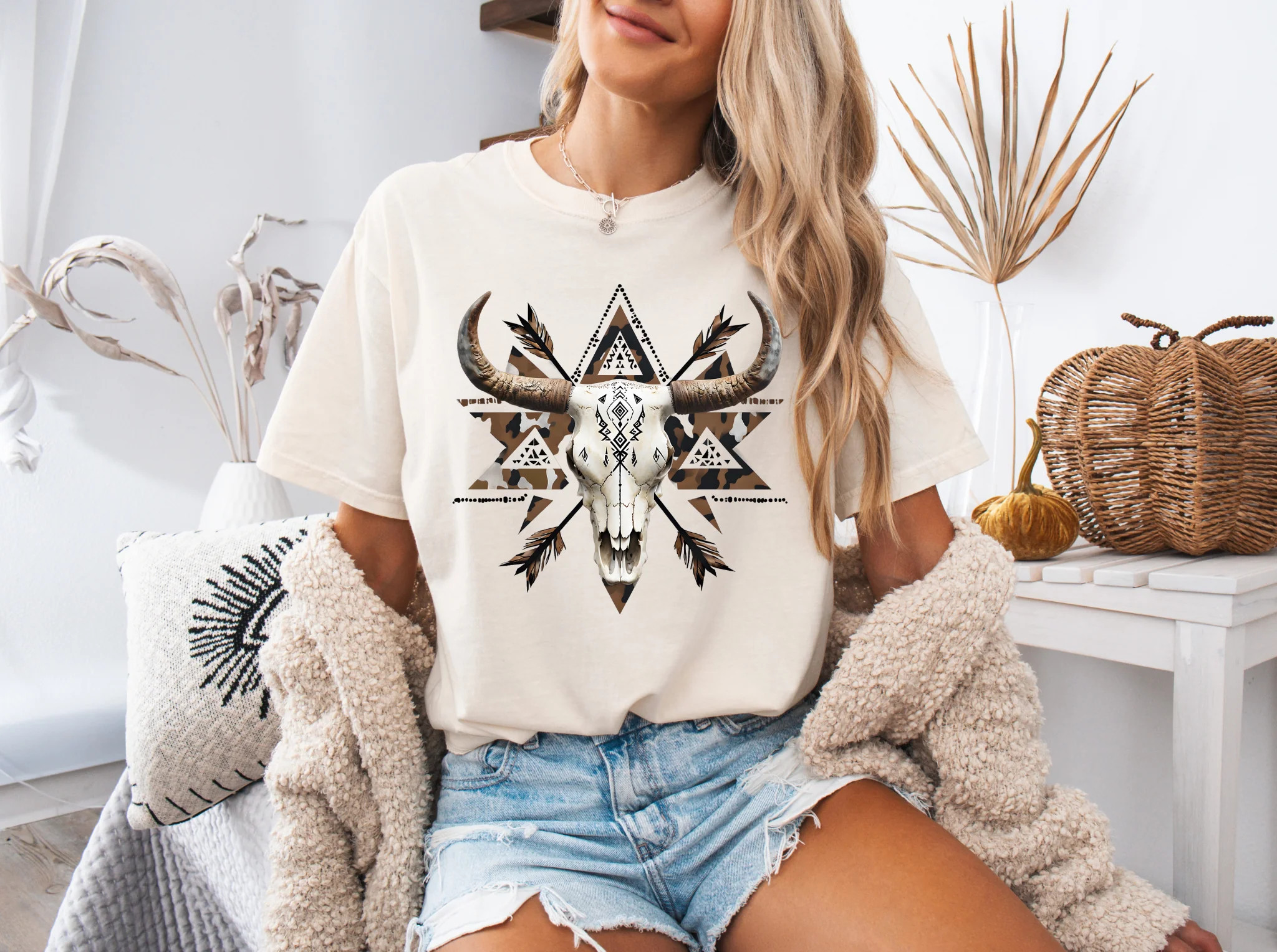 Dusty Boho Graphic Tee | Willow Boutique