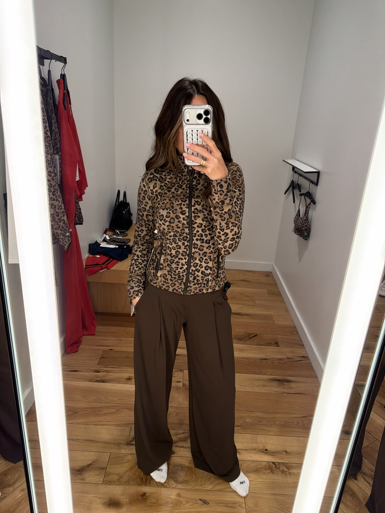 The new lululemon leopard print did not disappoint! I’m a size xs/s/6 in tops and a small/4 in bottoms!

#LTKActive #LTKgrwm