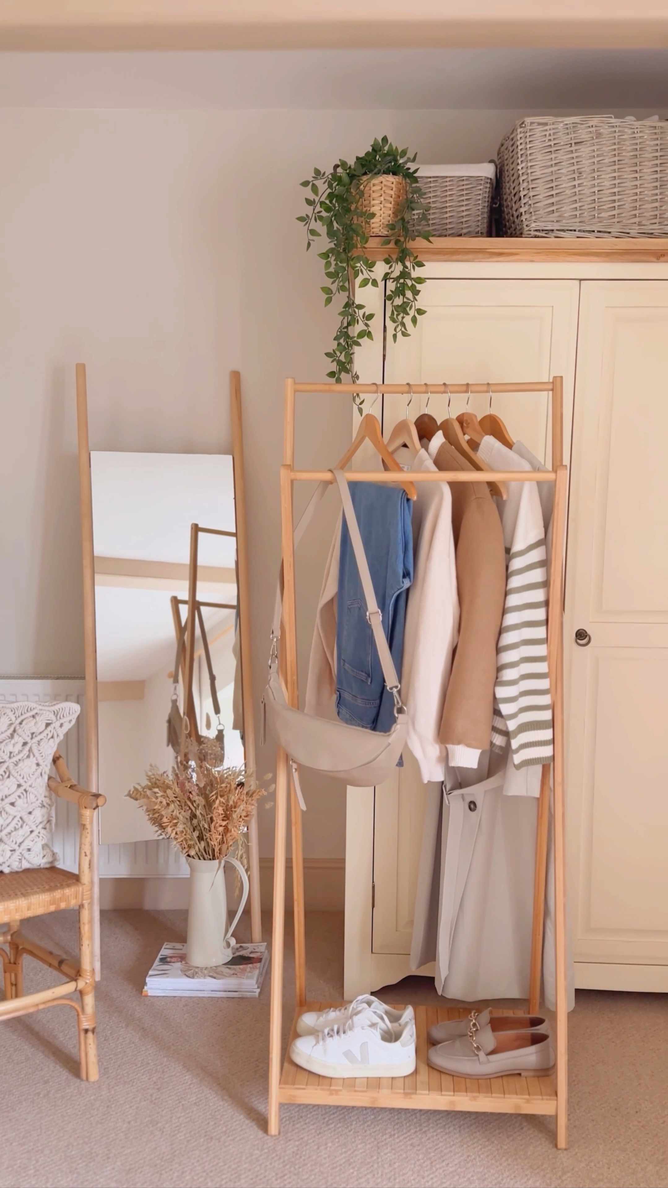 Spring staple outfits capsule wardrobe spring styling trench coat bomber jacket wide leg jeans veja loafers crossover bag Breton 

#LTKSeasonal #LTKeurope