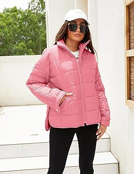 Huaqiao Womens Quilted Puffer Jackets Lightweight Zipper Short Padded Coat With Pockets | Amazon (US)