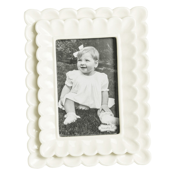 Small Scalloped Frame | Mud Pie