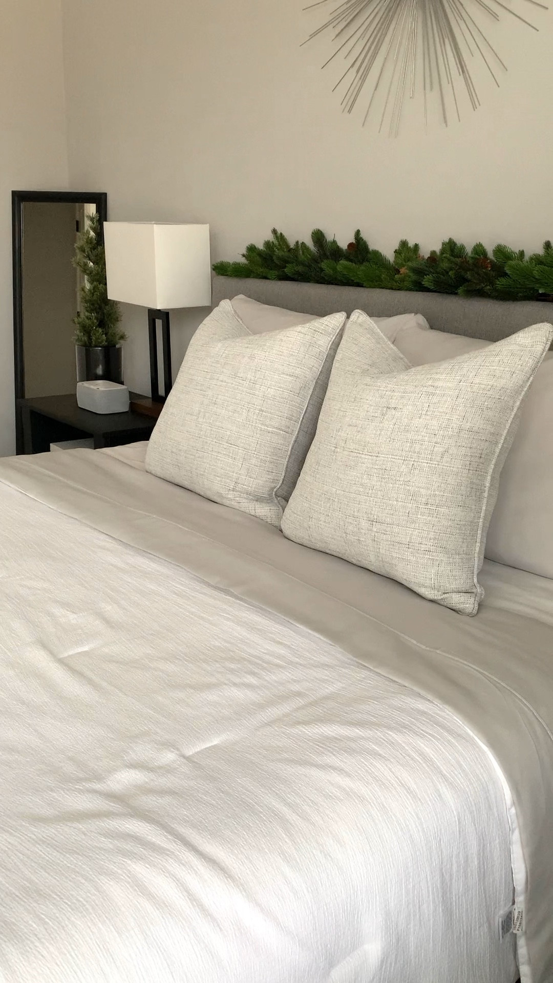 A little quick gray/white holiday bedding update this evening before guests starting to arrive.

Holiday bedding, holiday bedroom decor, Christmas bedroom decor, bedding, decor pillows, sheet set, comforter, white bedding, lamp, garland, nightstand, digital alarm clock, nightstand decor

#LTKHoliday #LTKSeasonal #LTKhome