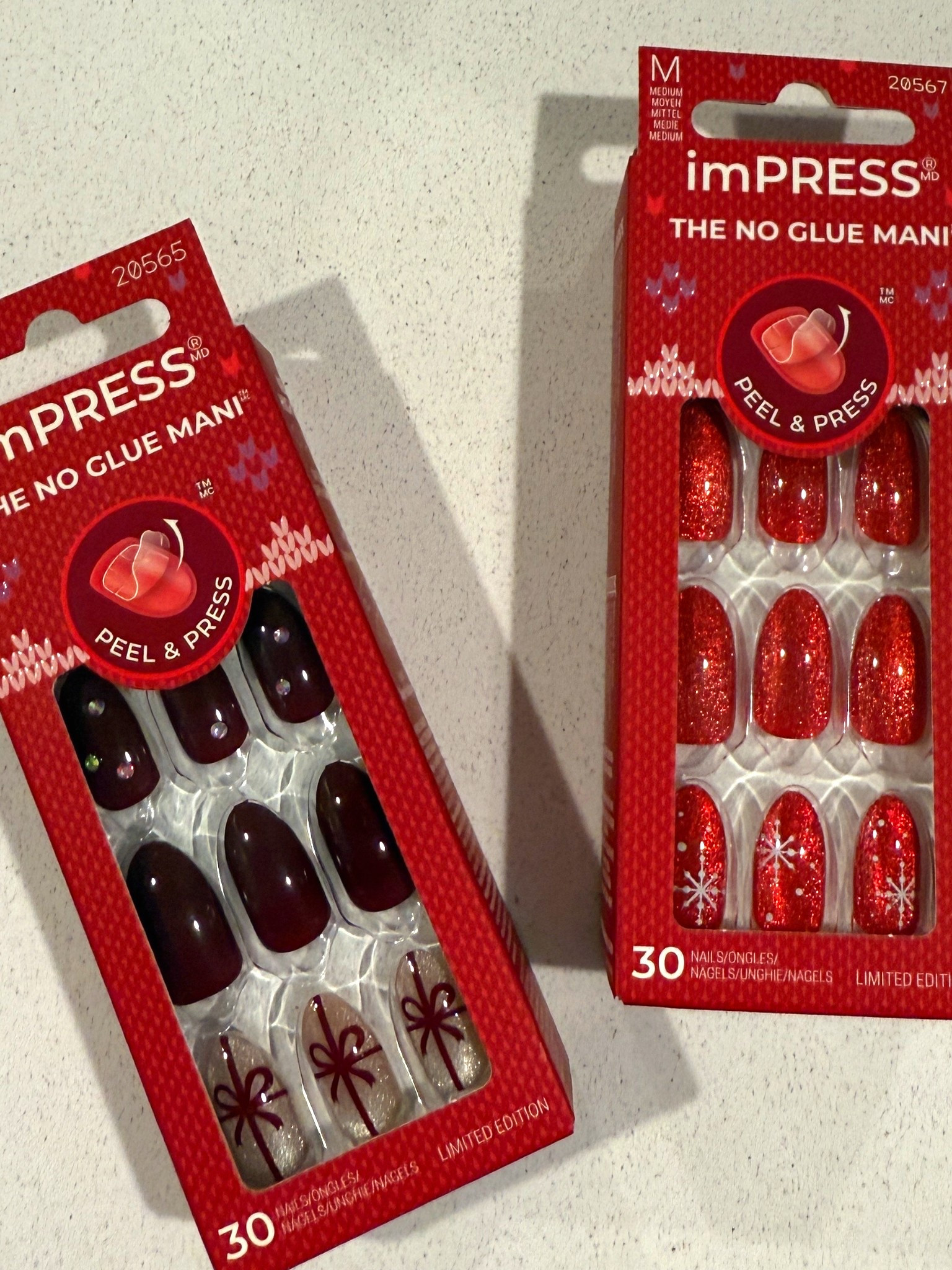 My favorite press on nails (that last me 14+ days) in new holiday nail designs! So affordable 

#LTKHoliday #LTKBeauty