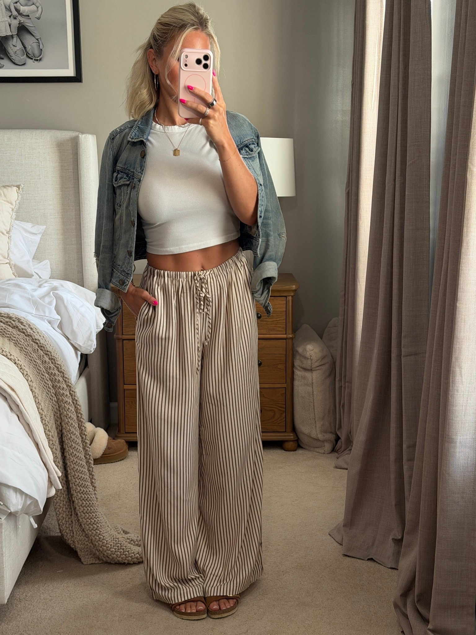Wearing an xs in top and small in bottoms ✨

#LTKmomlife #LTKootd #LTKTall