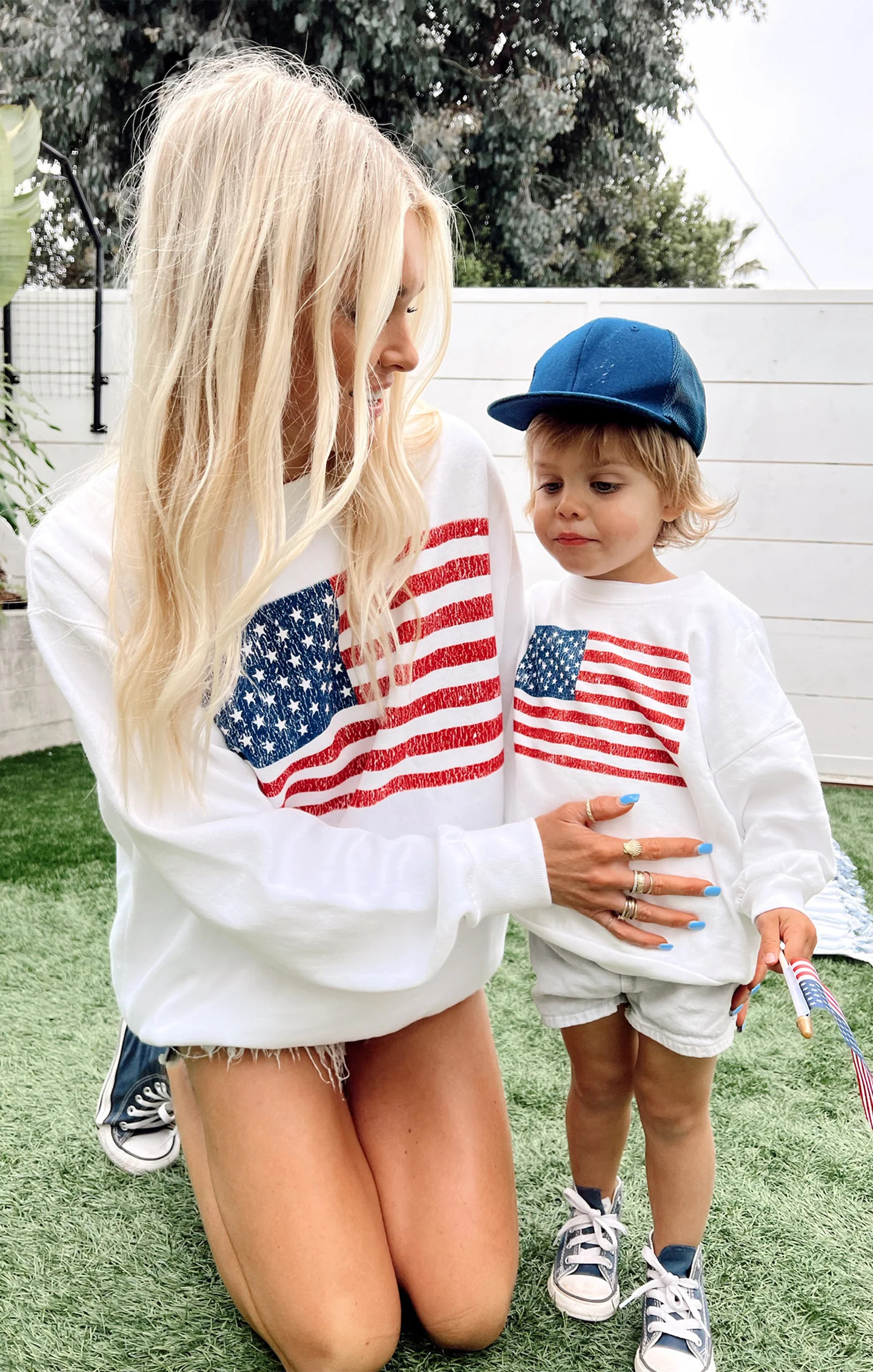 Davis Sweatshirt ~ American Flag | Show Me Your Mumu