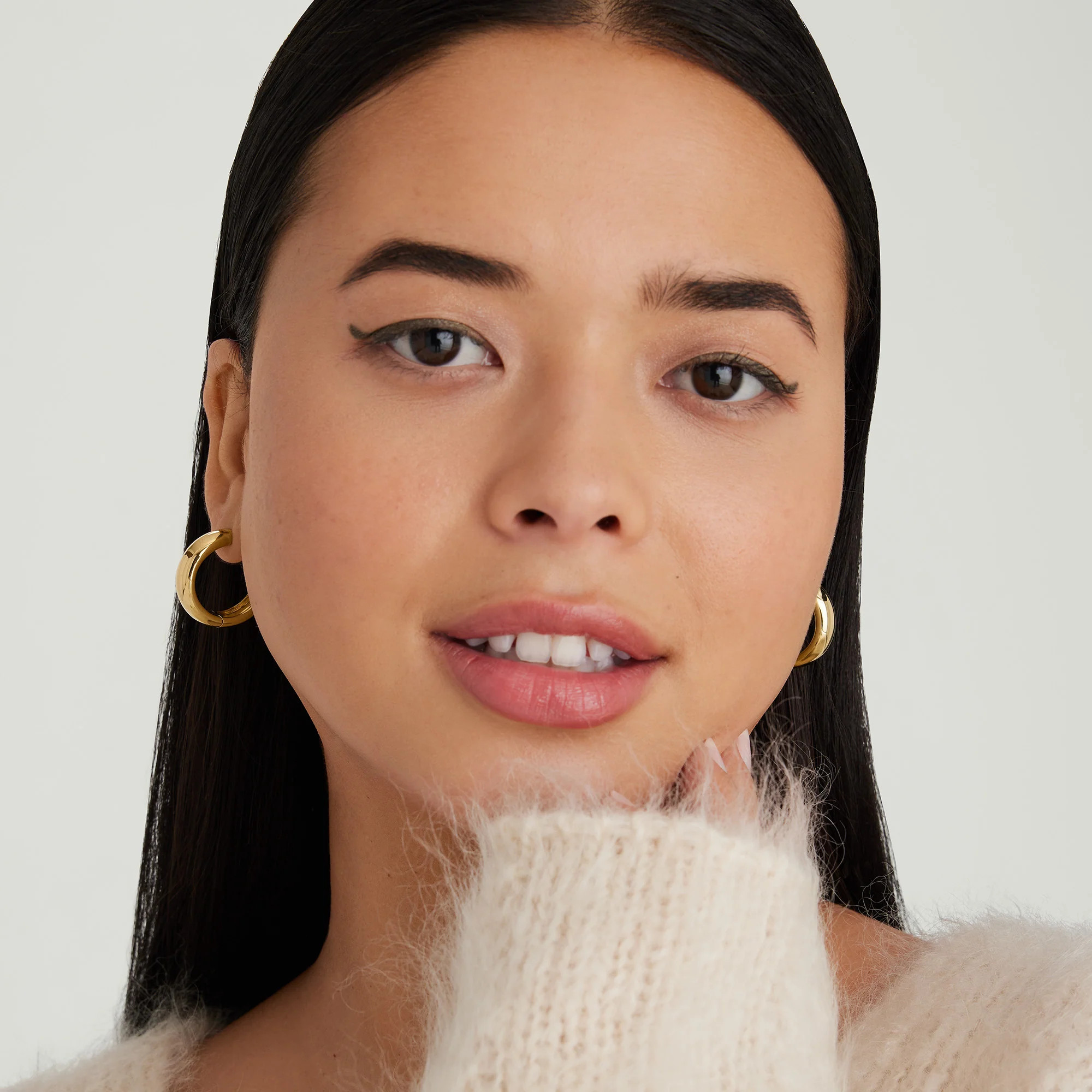 Chunky Large Hoops | Mejuri Fine Crew