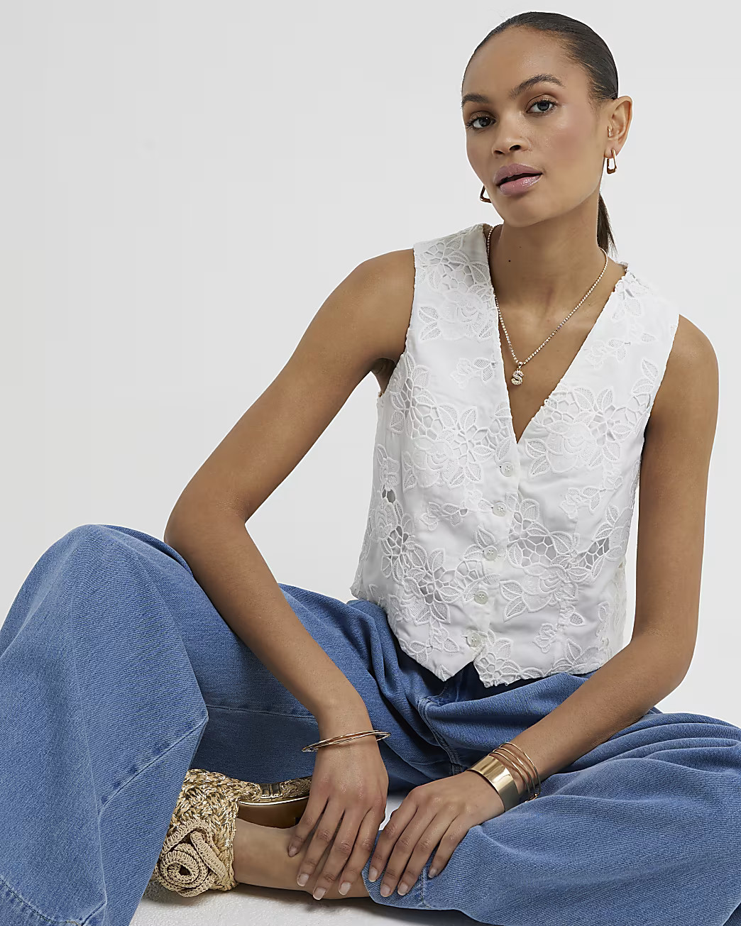 River Island Womens White Floral Broderie Waistcoat | River Island (UK & IE)